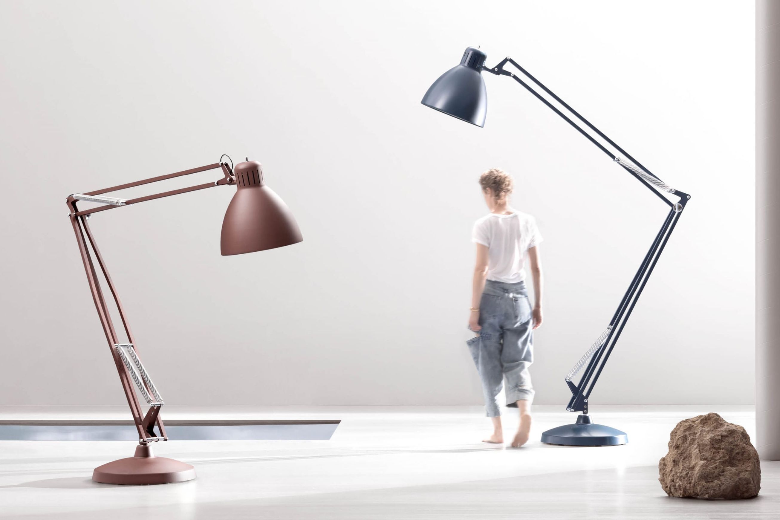THE GREAT JJ Floor Lamp by Leucos