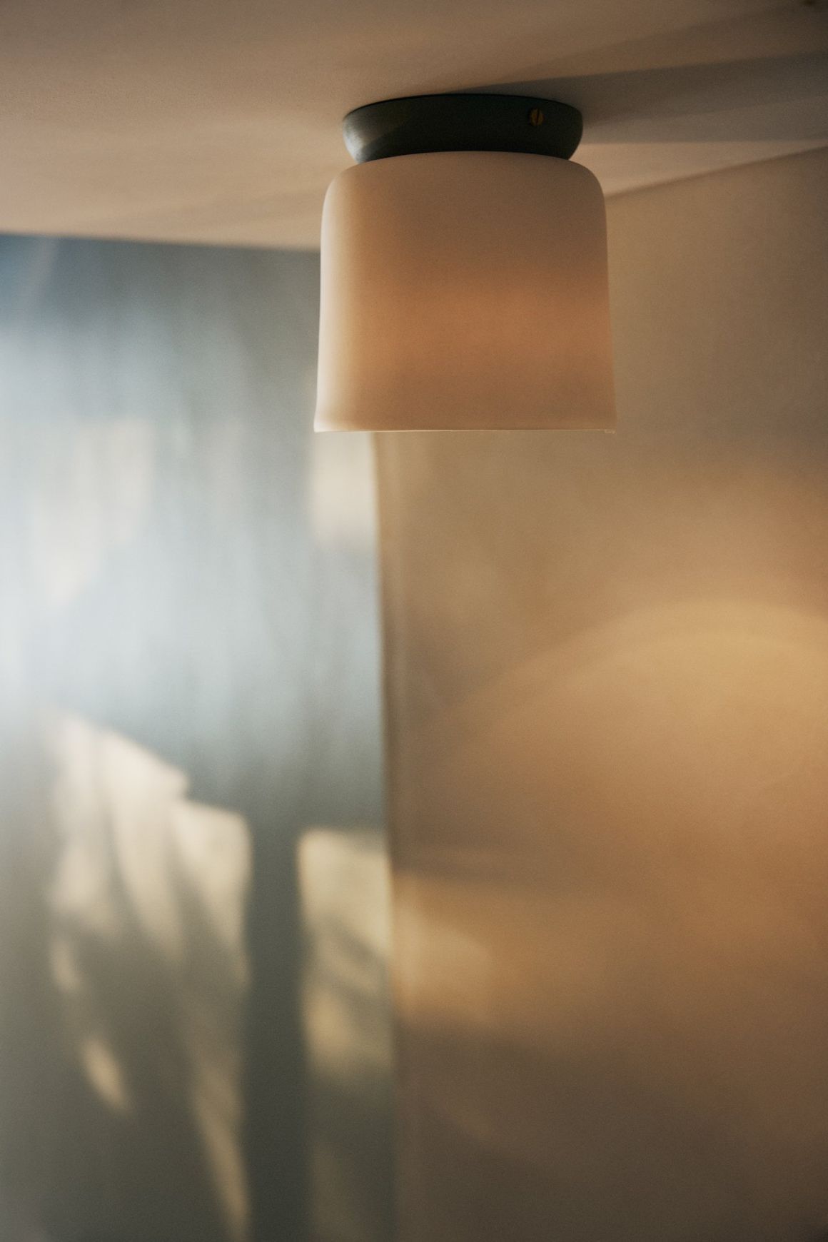 Dawn Ceiling Mount Light