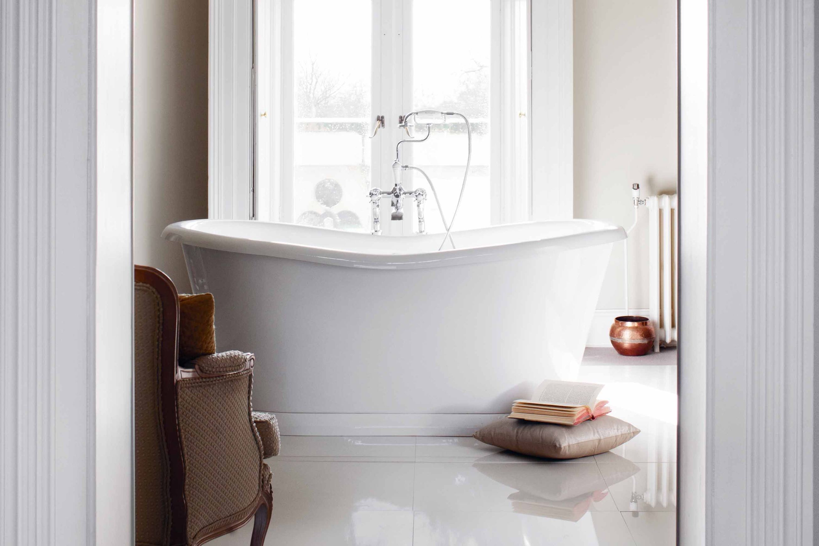 Admiral Freestanding Bath