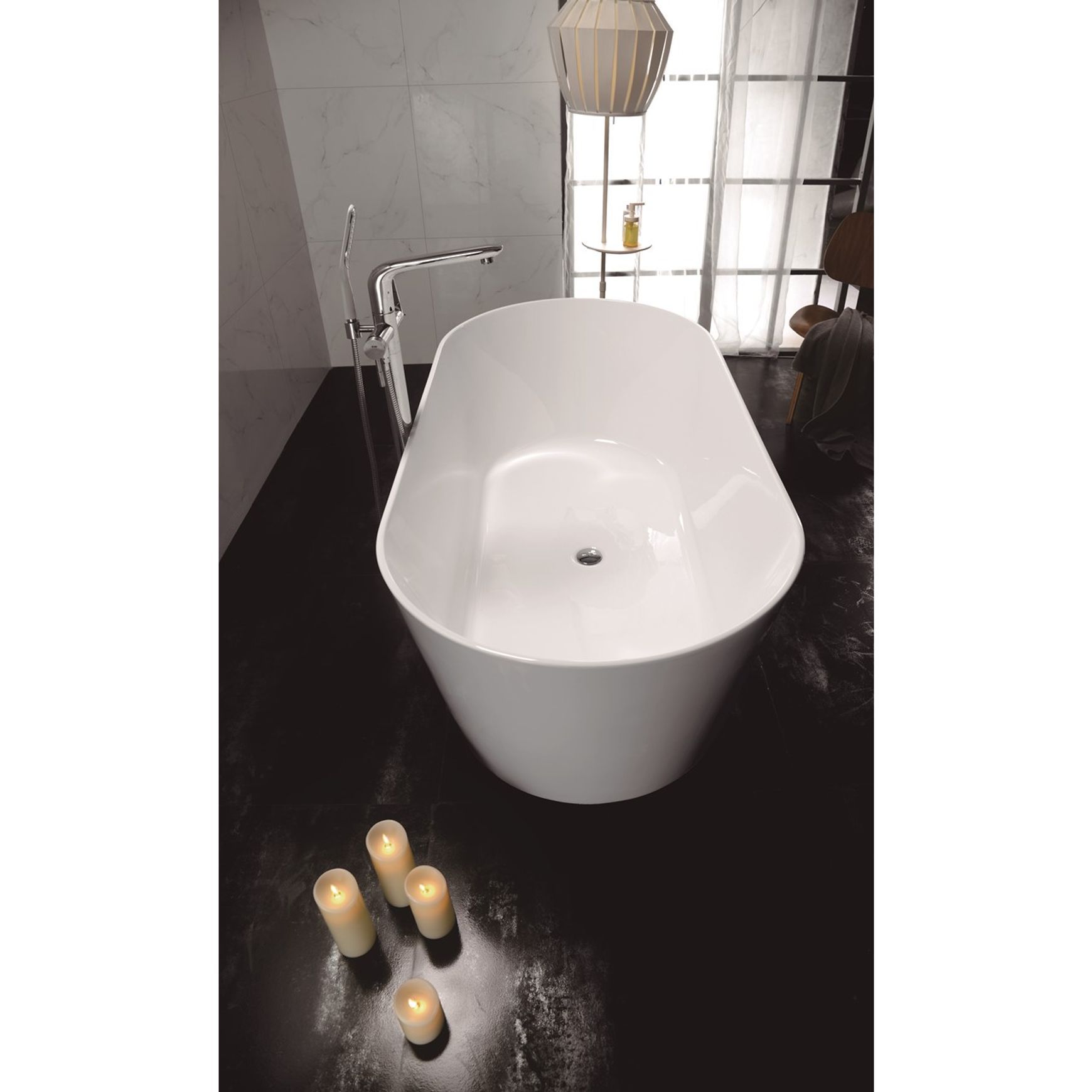Unika Oval Freestanding W/Overflow Bath Tub