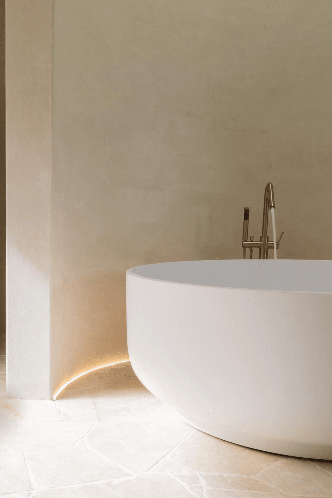 Silvia Circular Lightweight Bath ST13 - Various Sizes