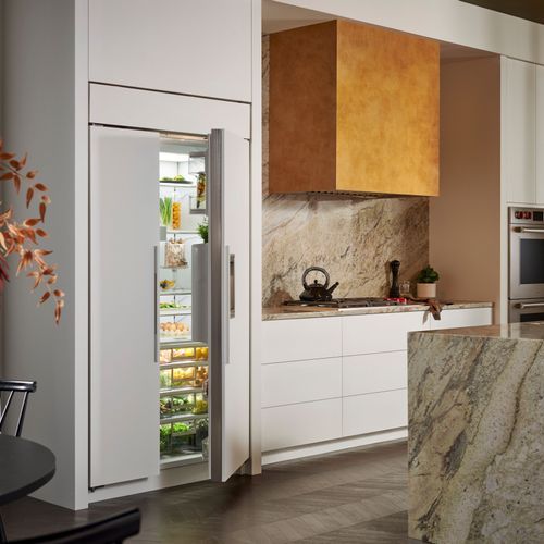 Sub-Zero Classic Series Refrigerator/Freezer Overlay