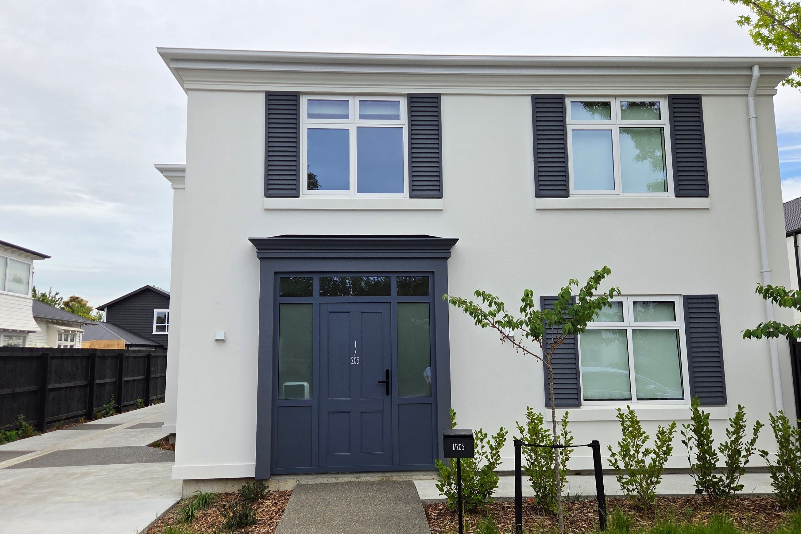 4P Aluminium Heritage Entrance Door