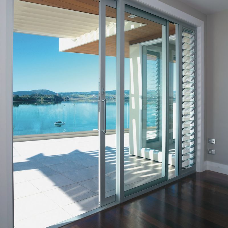 Euroslider™ Smooth Sliding Door