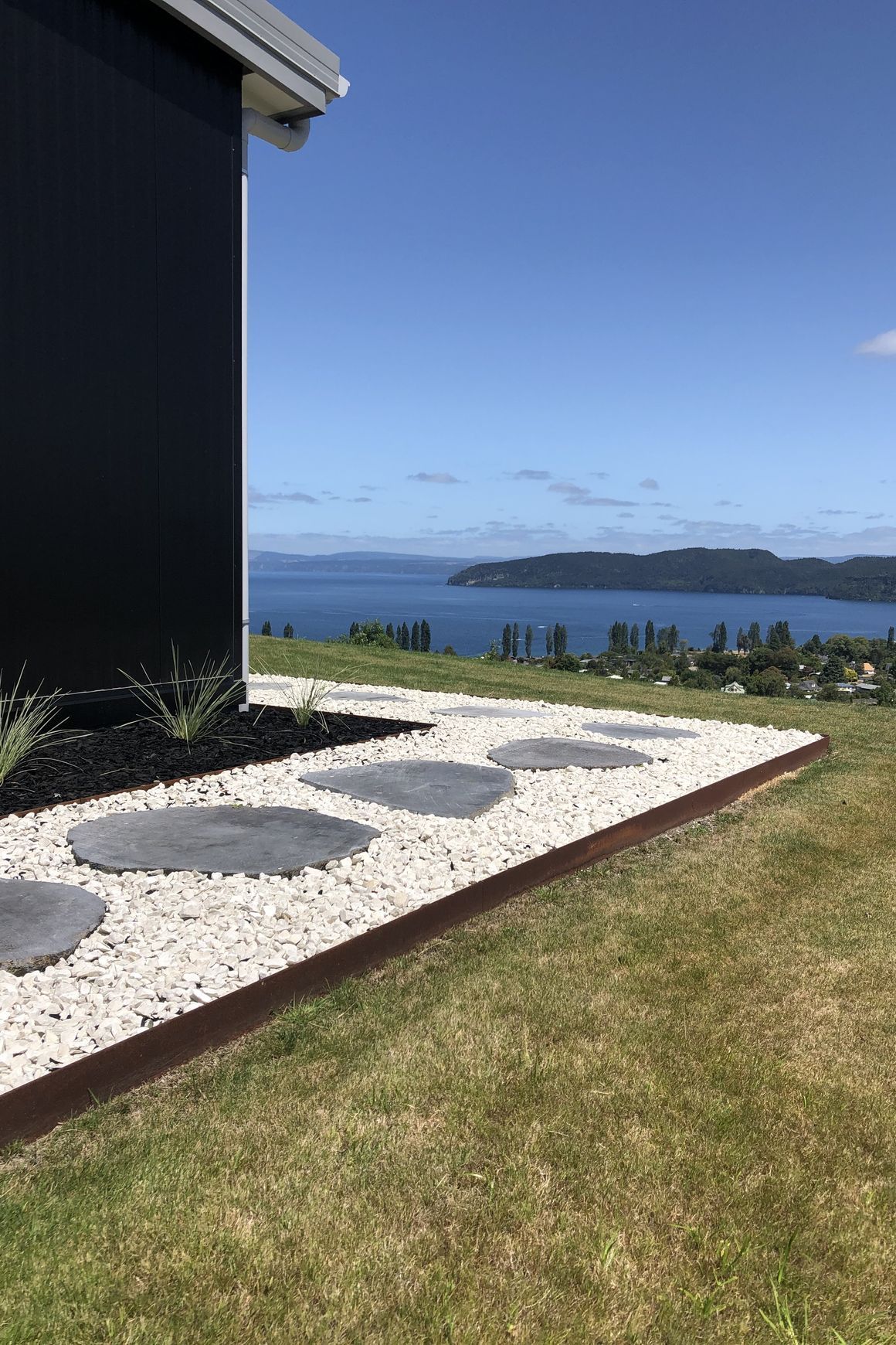 Zero-Flex Garden Edging and Retaining