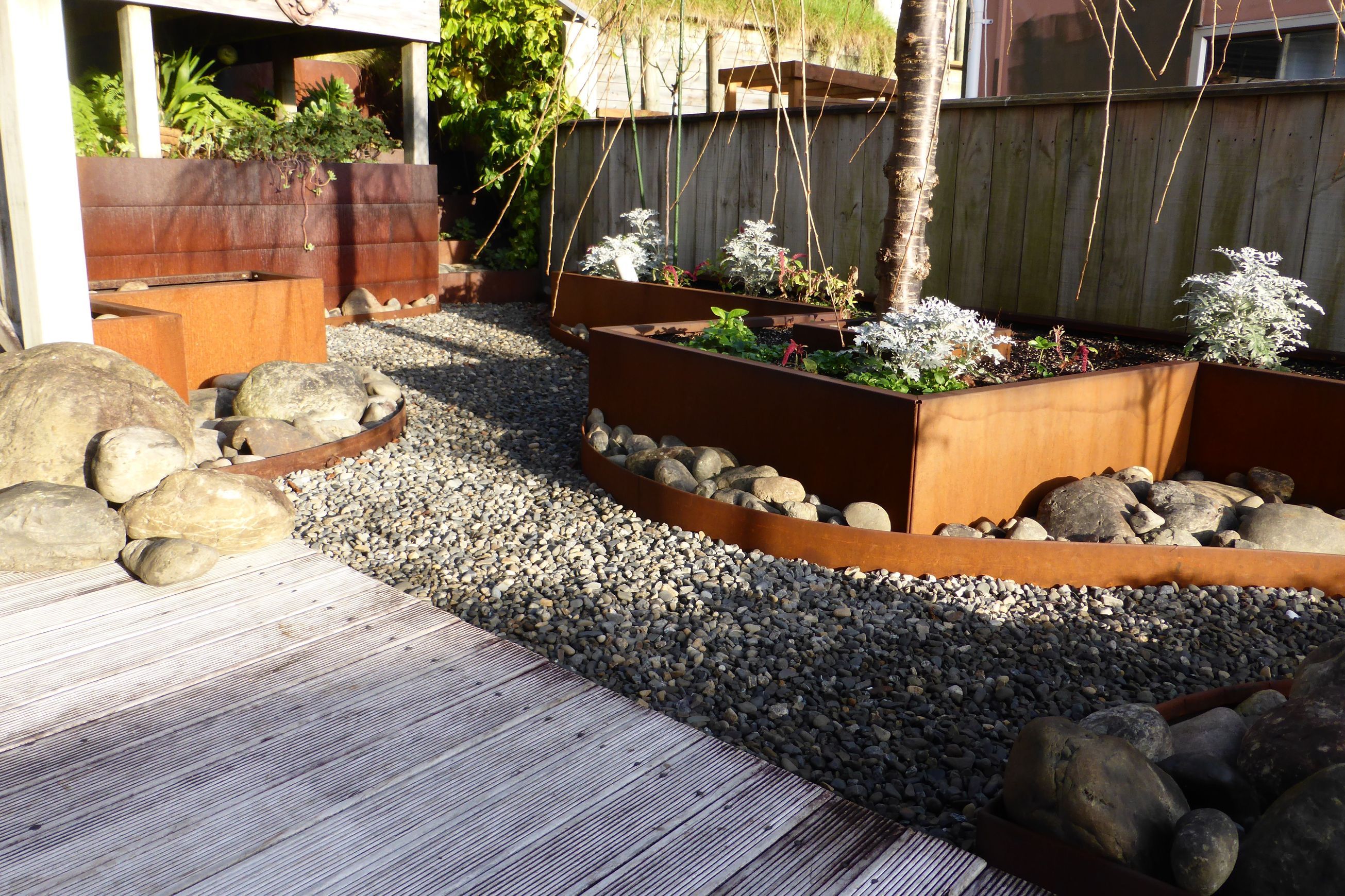 Zero-Flex Garden Edging and Retaining