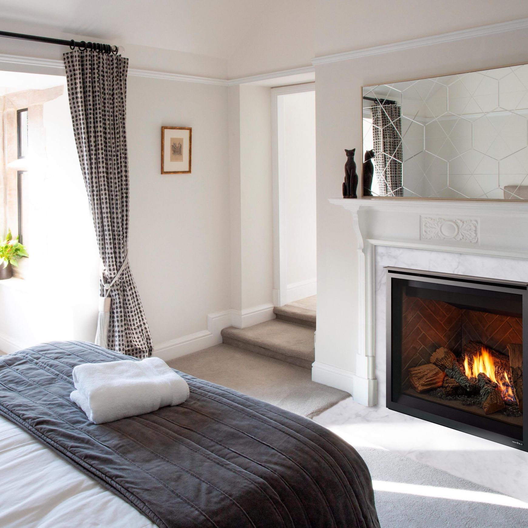 6KX | Gas Fireplace