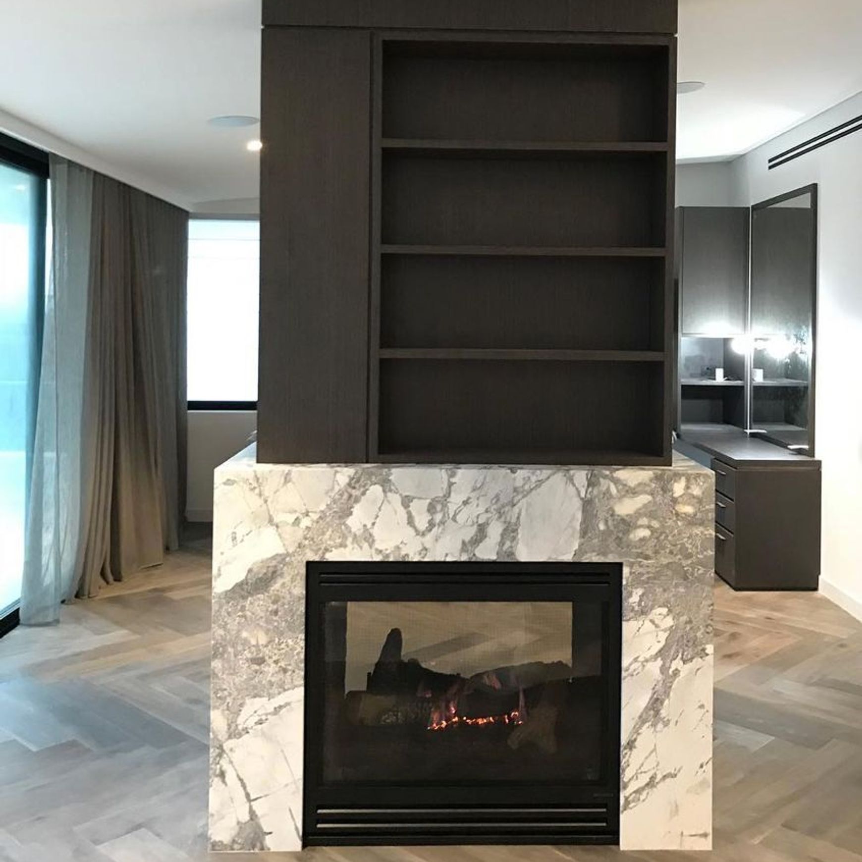 See Through (ST-HVBI) | Gas Fireplace