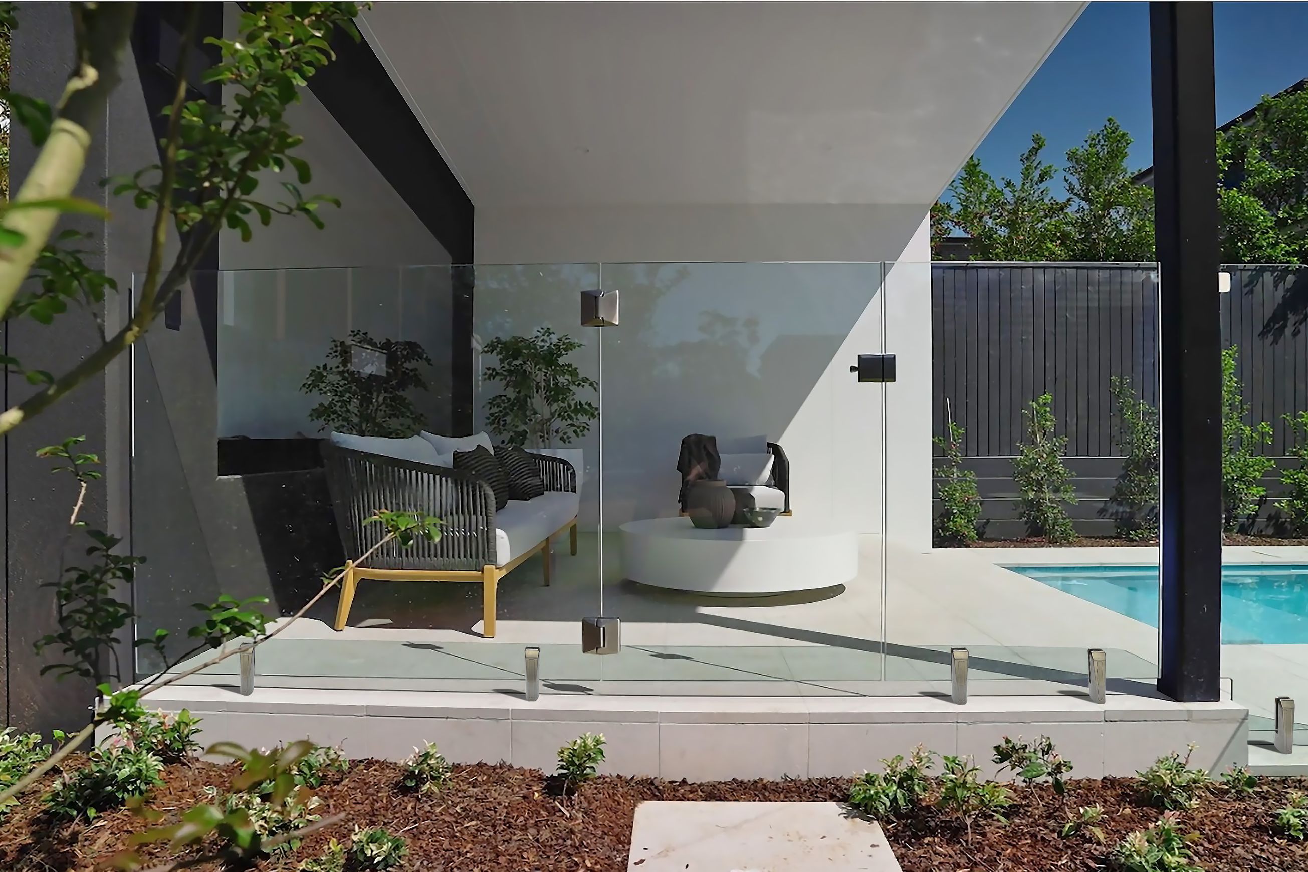 Edgetec Matador® Series II Mini Post Balustrade System