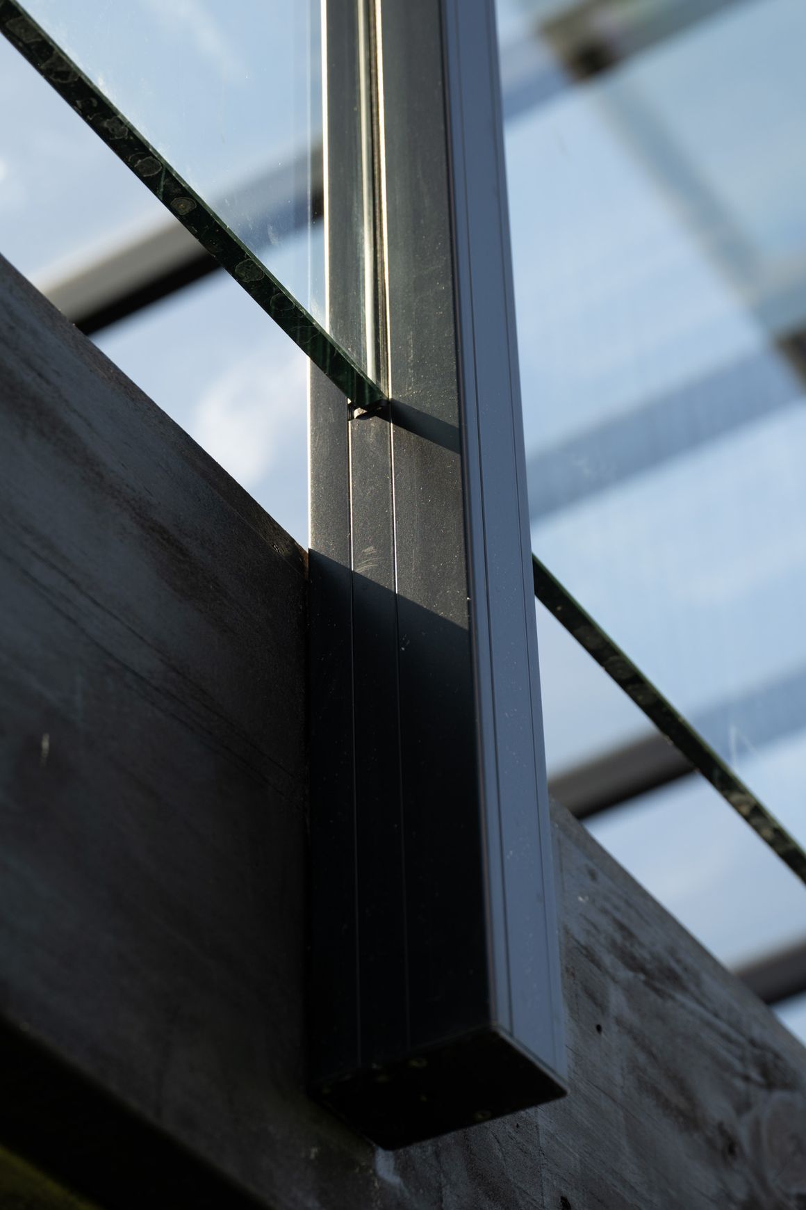 Edgetec® Commercial Post Balustrade