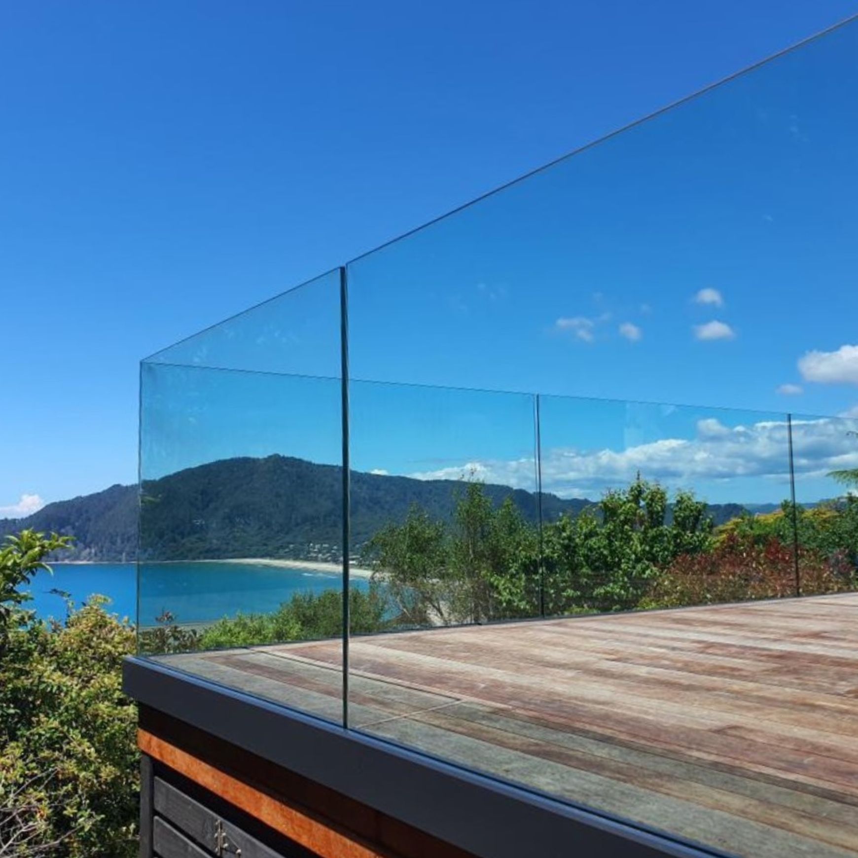Edgetec Infinity® Frameless Glass Balustrade