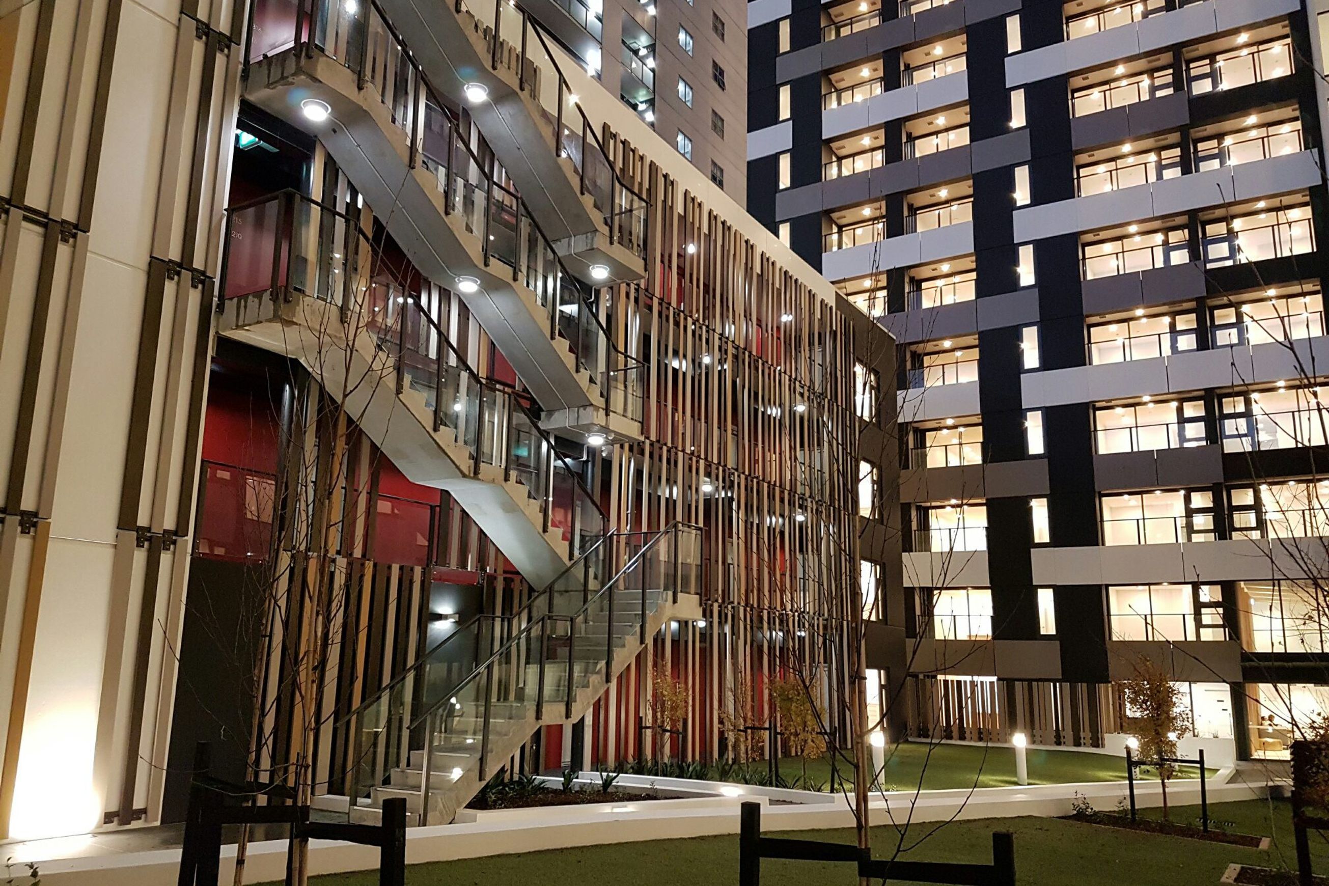 Skyrail Dr Glass Infill Series | Glass Balustrades