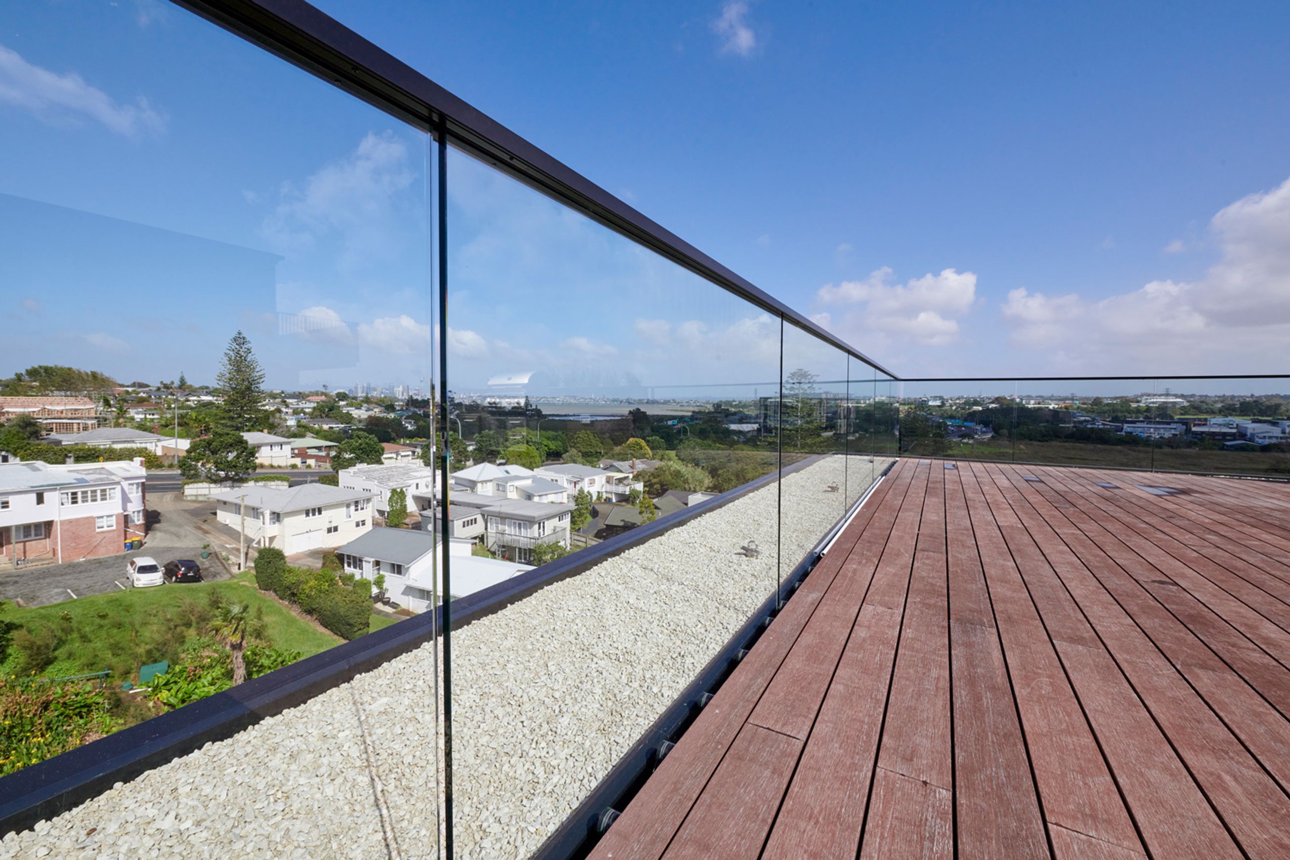 Arena-Points Frameless Glass Balustrade