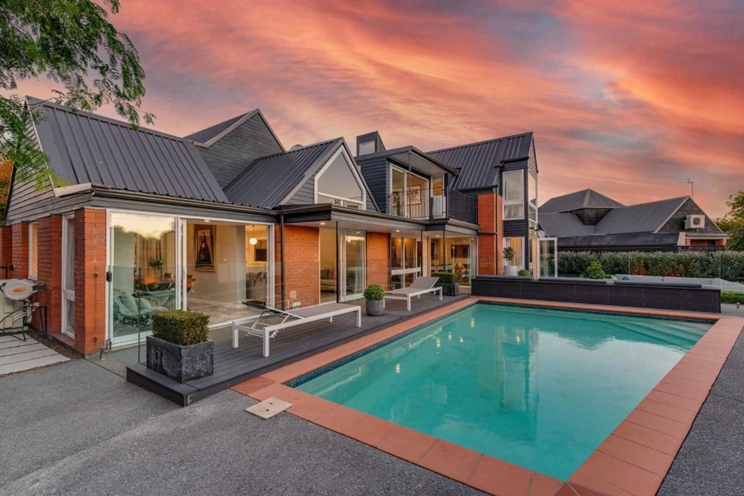 Pool Fence | by NZ Frameless Glass
