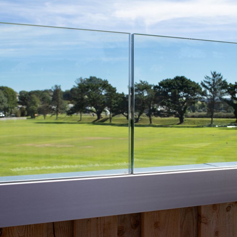 Edgetec® MegaGrip™ Commercial Balustrade