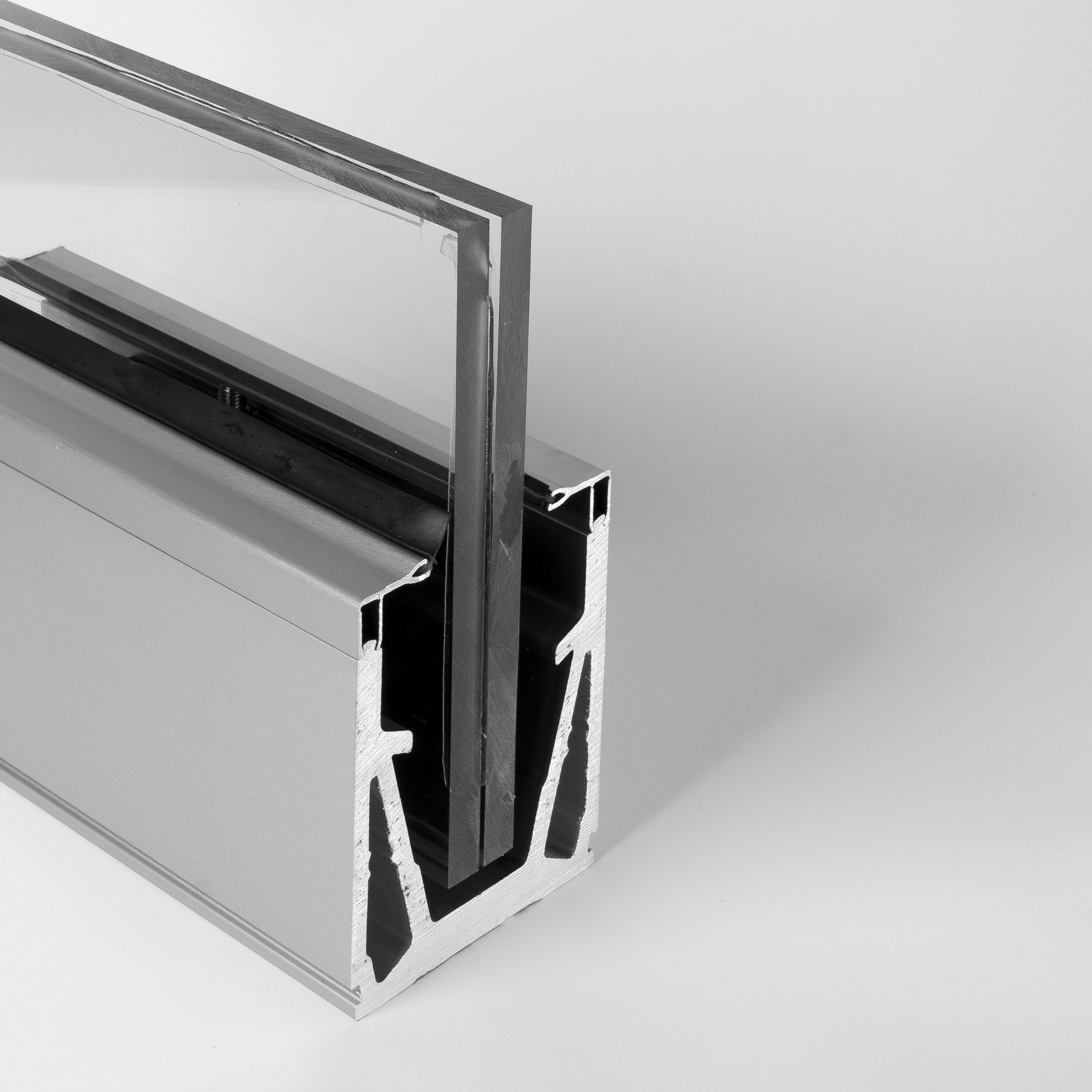 Edgetec® MegaGrip™ Commercial Balustrade