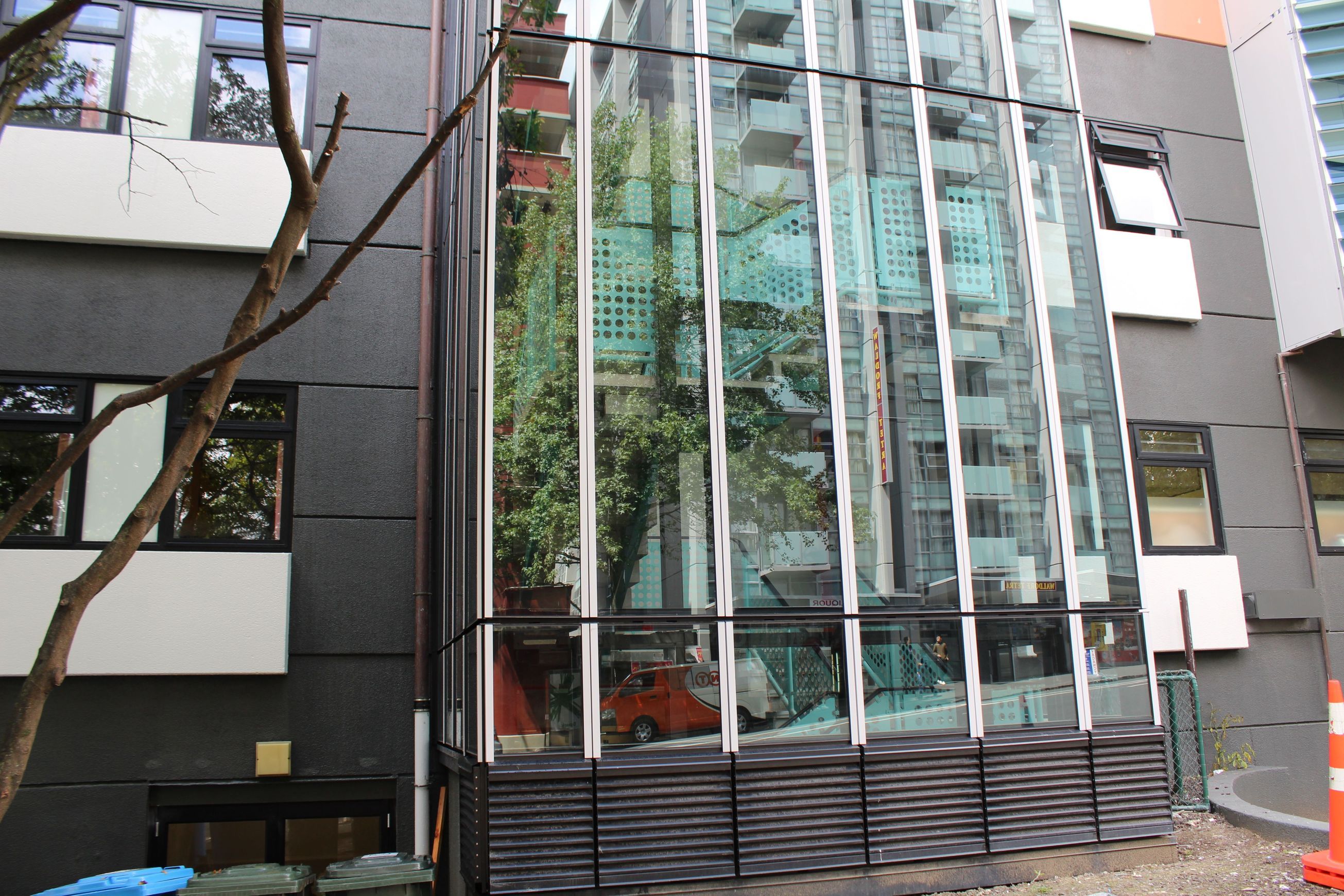 PW800 2 Sided flush glazed horizontally