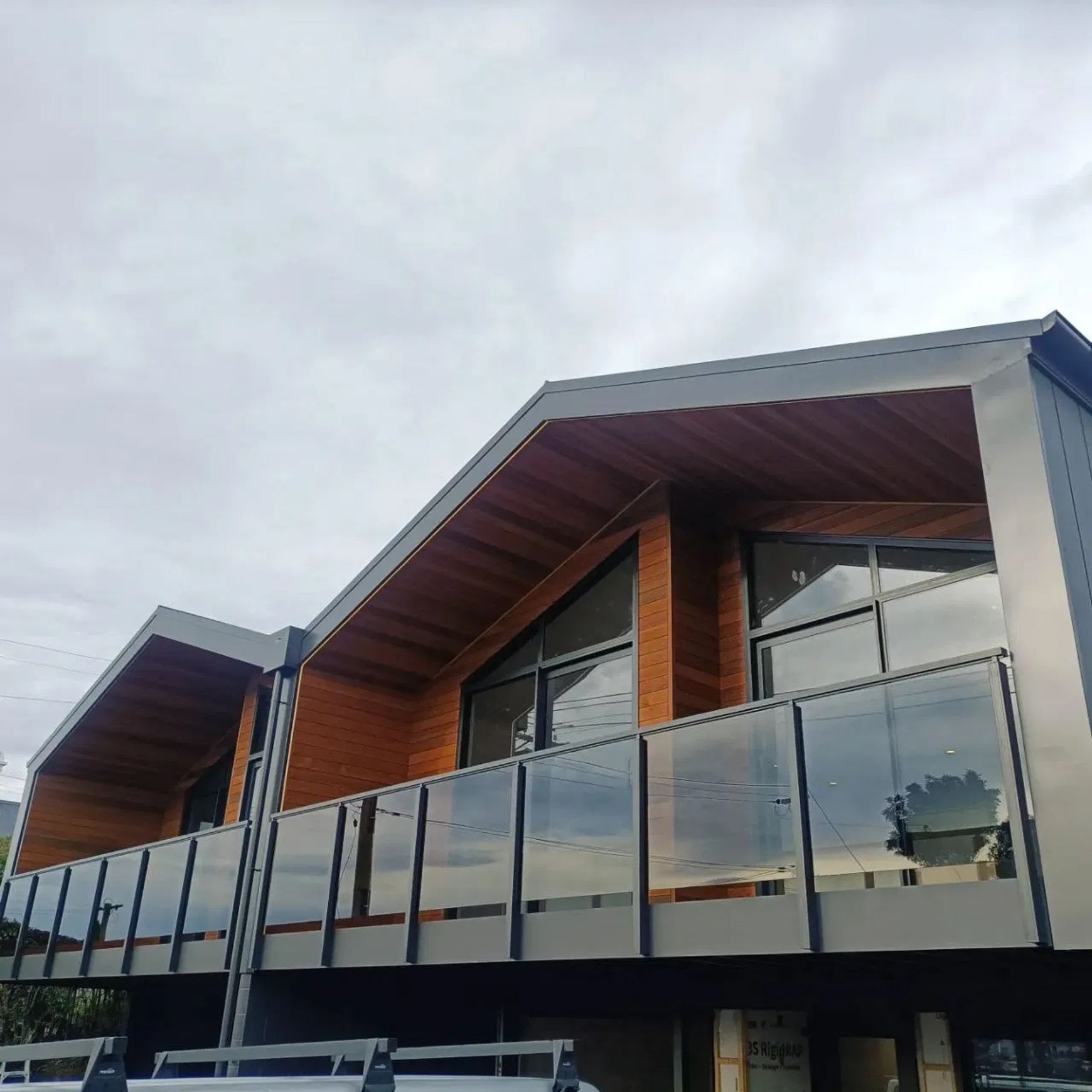 Edgetec® Commercial Post Balustrade