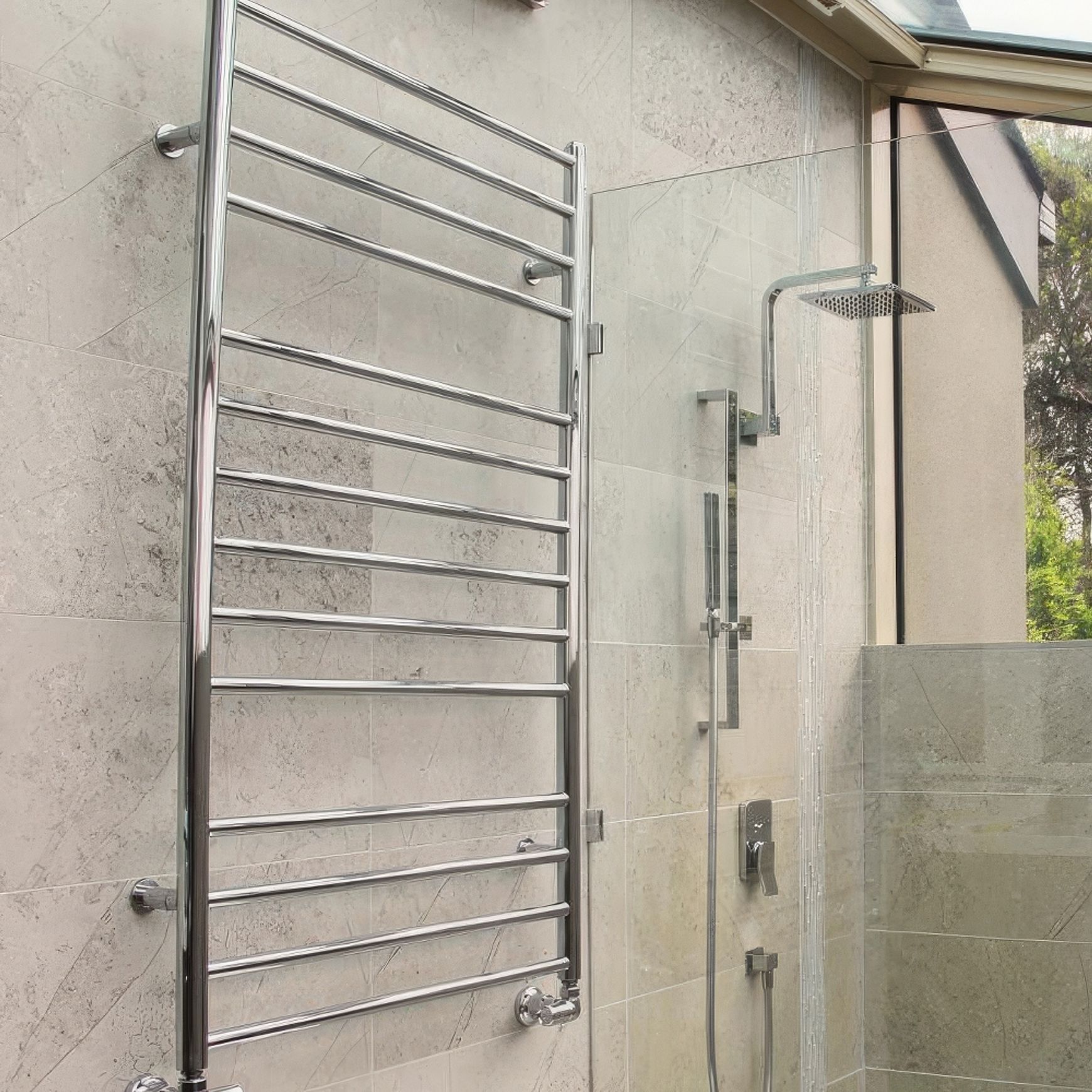 Hunt Iconic Heated Towel Rail