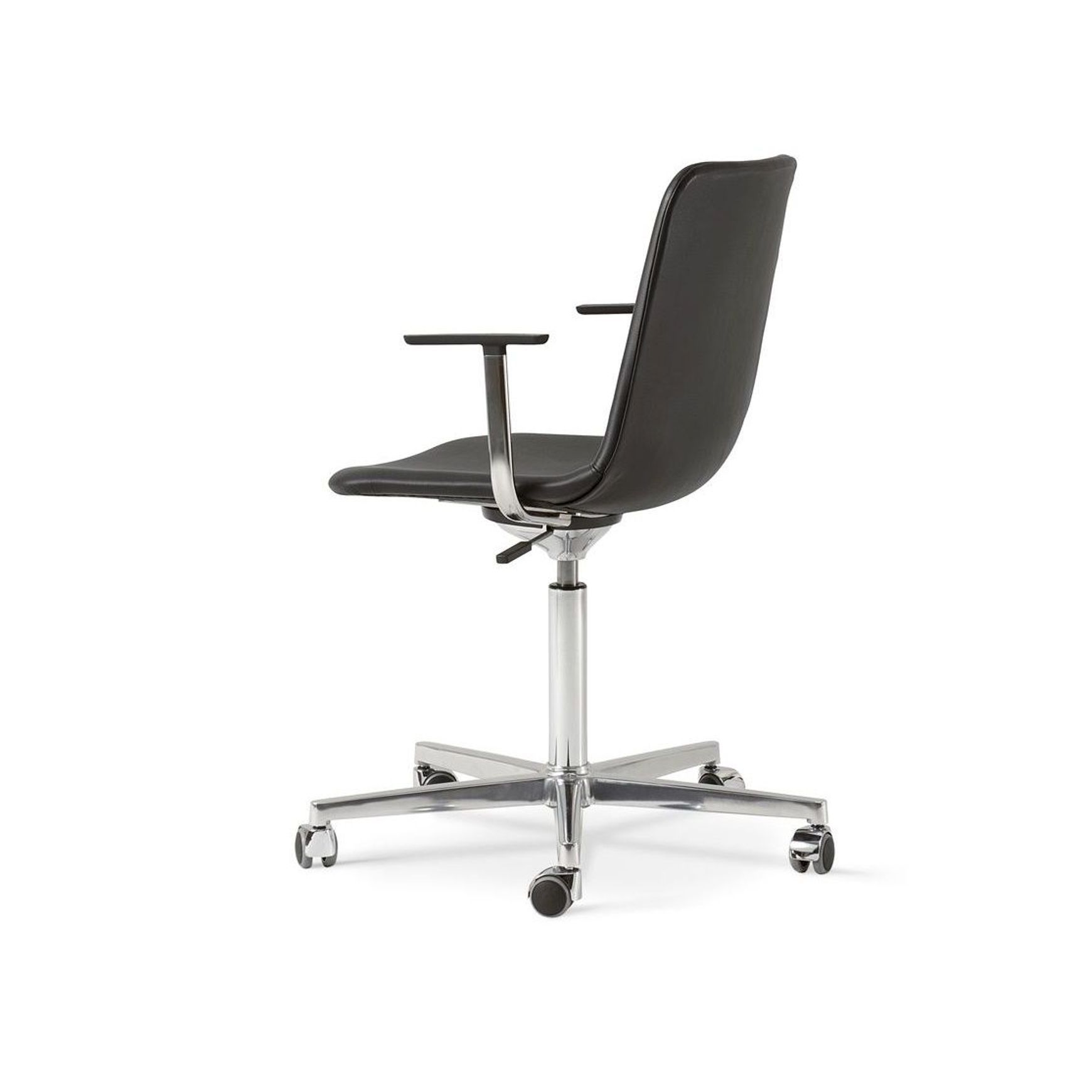 Pato Executive Armchair Castors by Fredericia