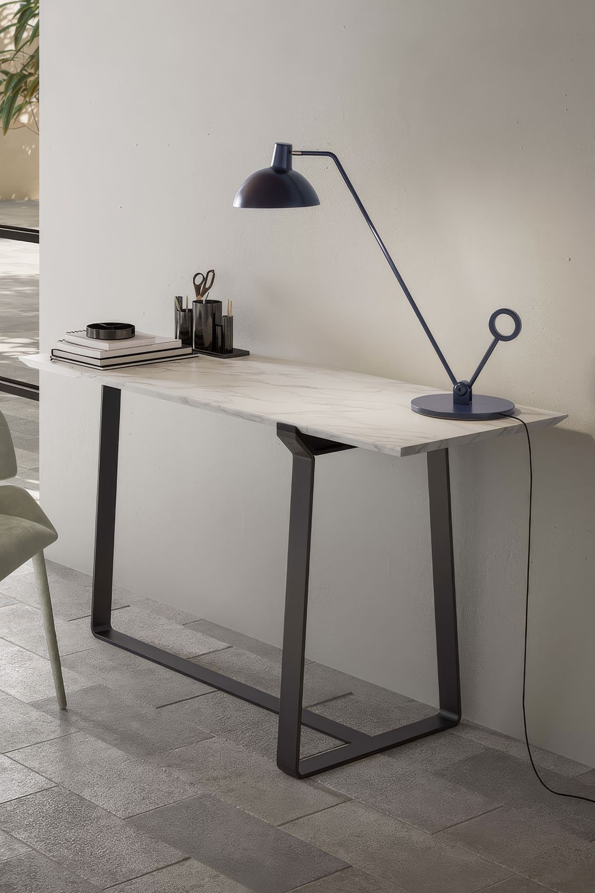 Omega l Desk Collection