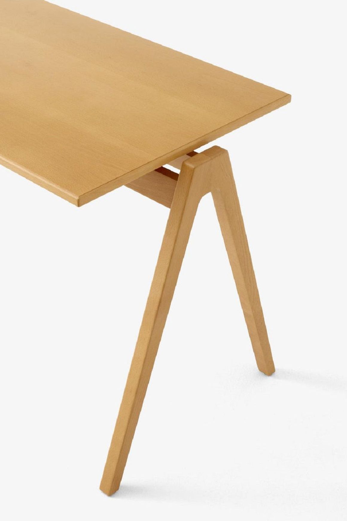 Daystak Table RD2