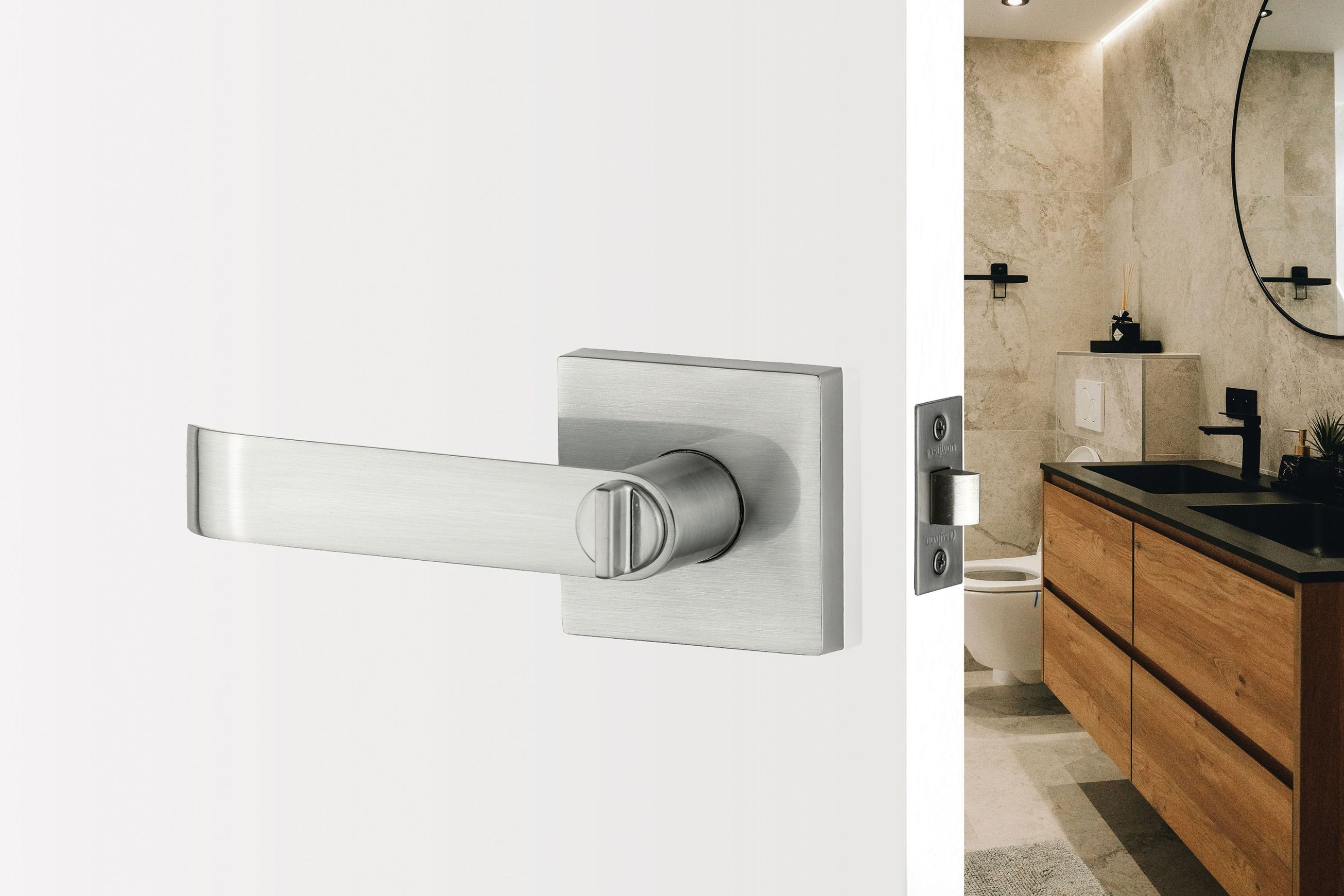 Newton Privacy Lever Satin Chrome