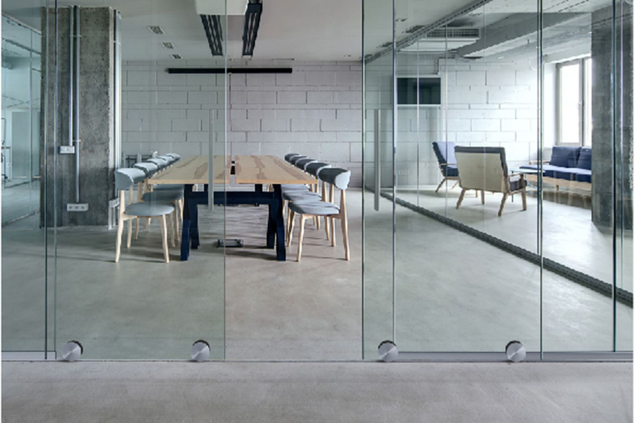 Rolline™ Frameless Glass Sliding Door System