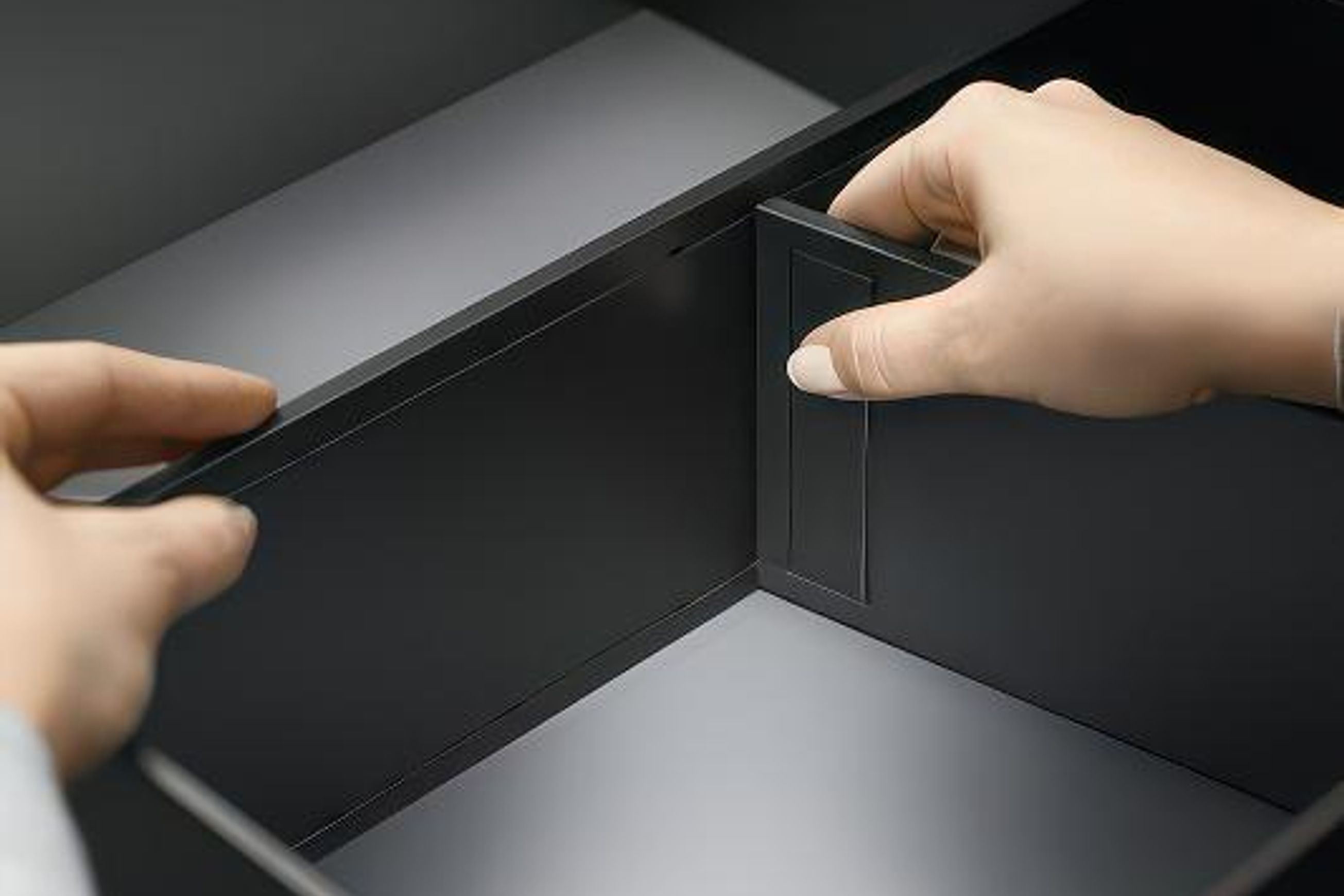Cross Divider for Short Steel Frames