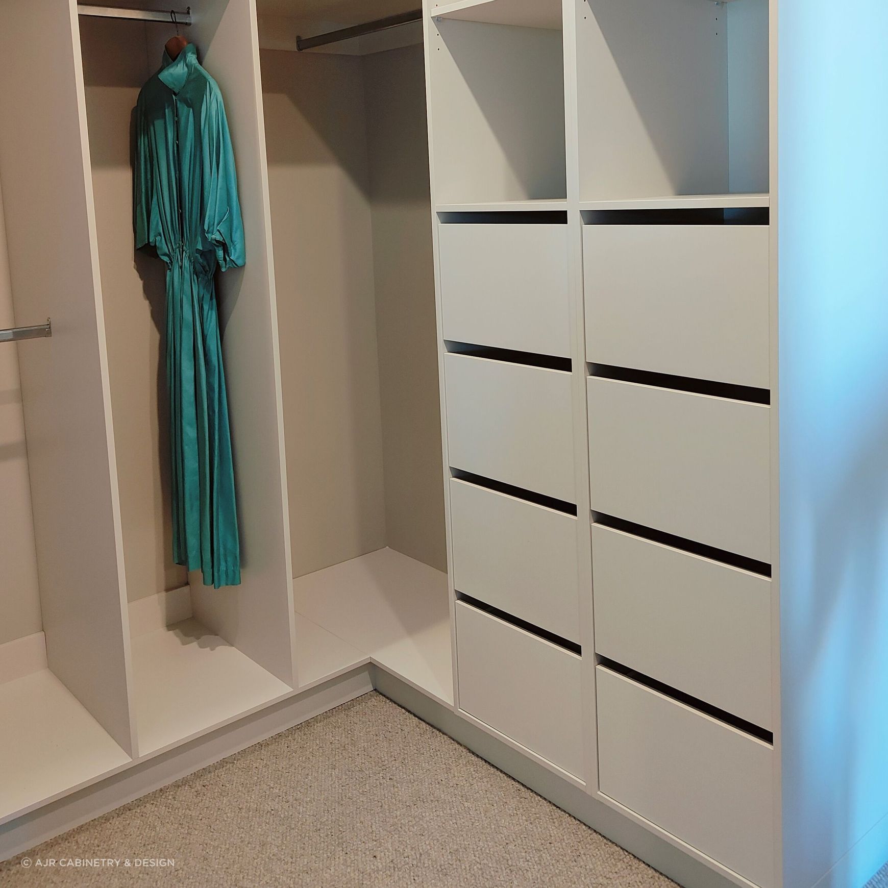 SlimFIT Soft Close Drawers