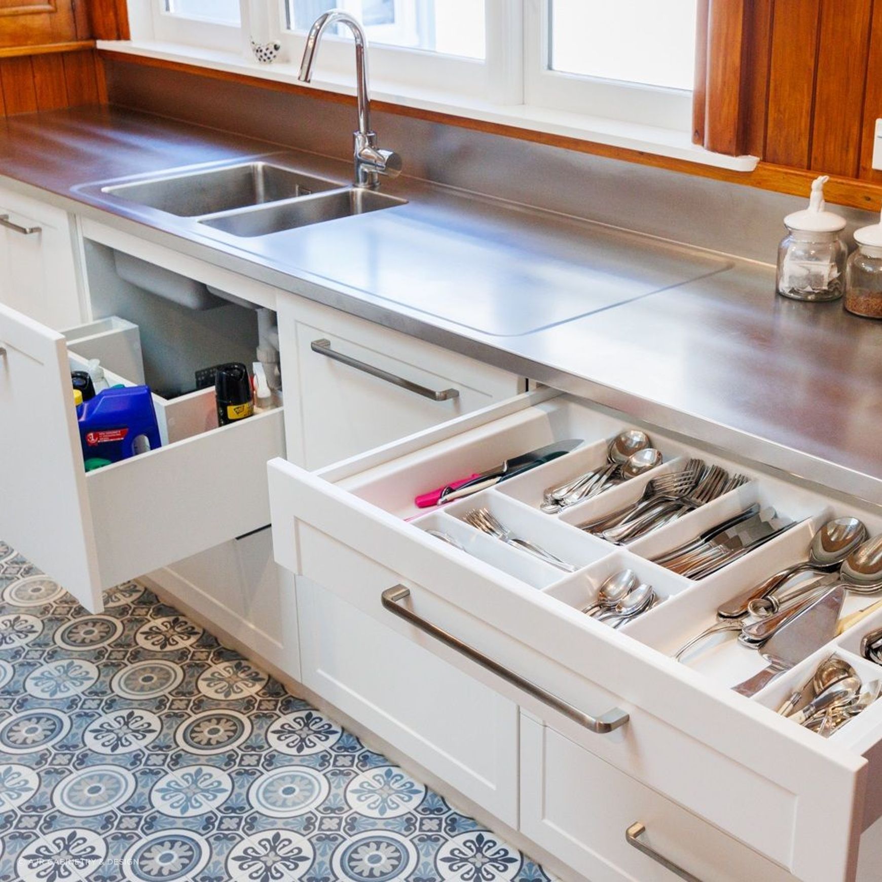 SlimFIT Soft Close Drawers