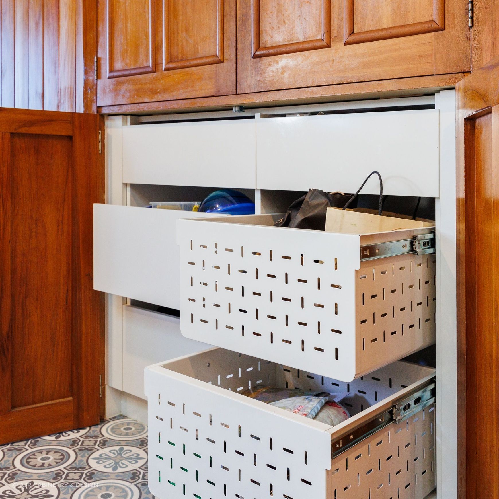 Tanova Ventilated Drawers