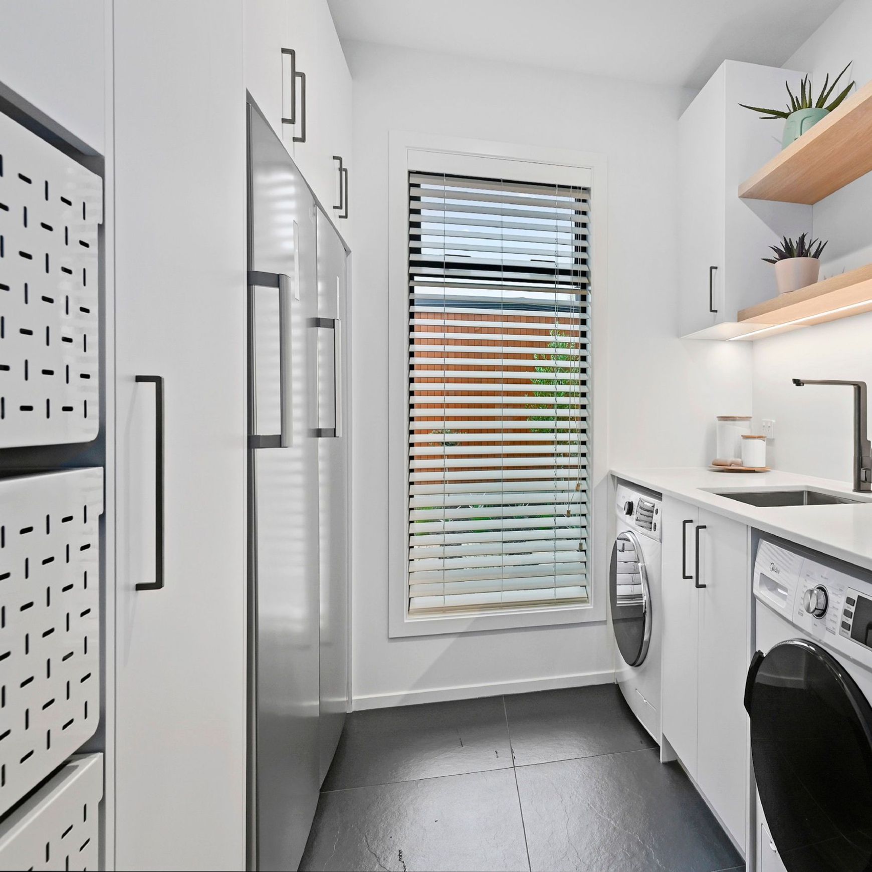 Tanova Ventilated Drawers
