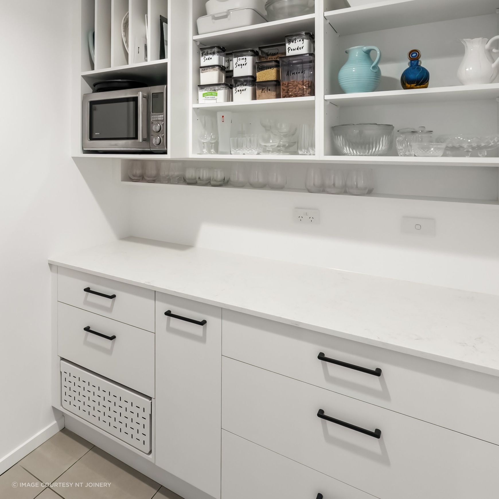 Tanova Ventilated Drawers