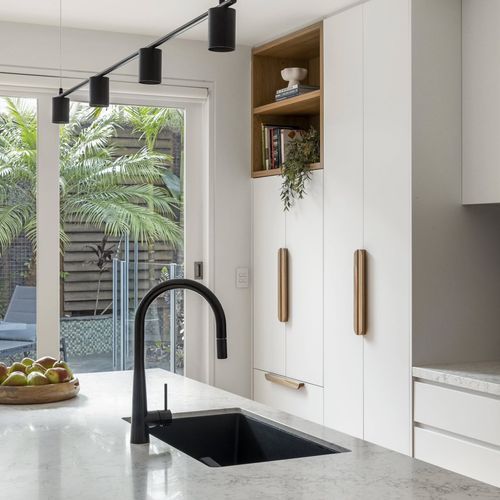 Hira Rounded Corners - Timber Door Handle - SDH004RC