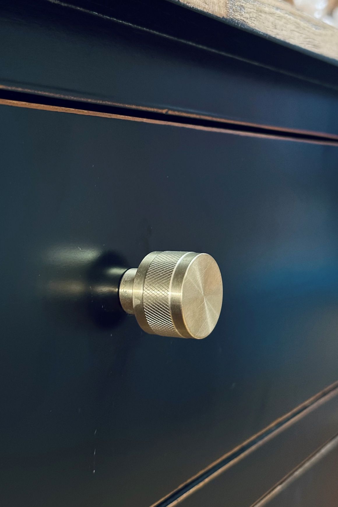 HB900 Series Solid Brass Cabinet Knobs