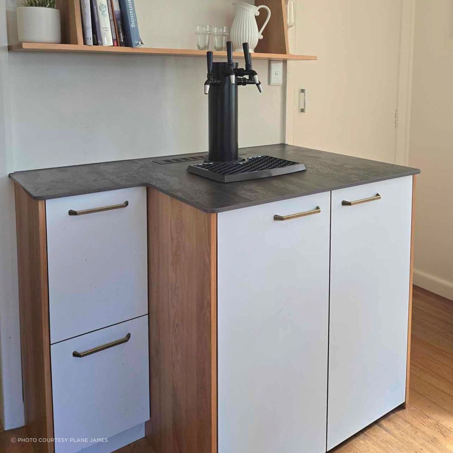 Pietra D Handle