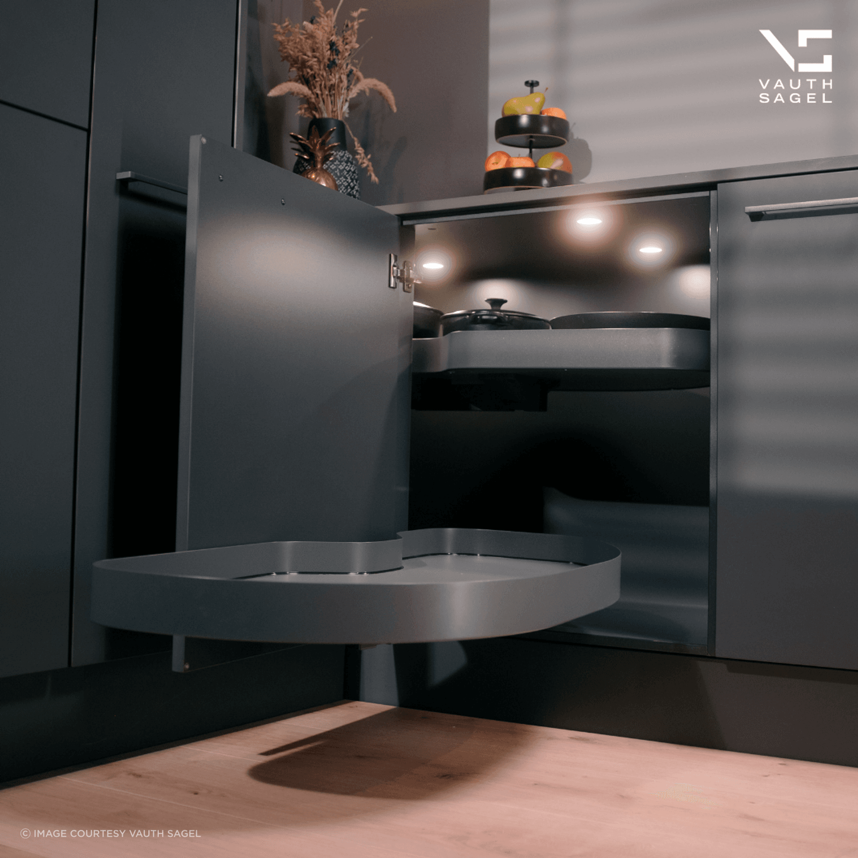 VS Cornerstone MAXX Blind Corner Unit