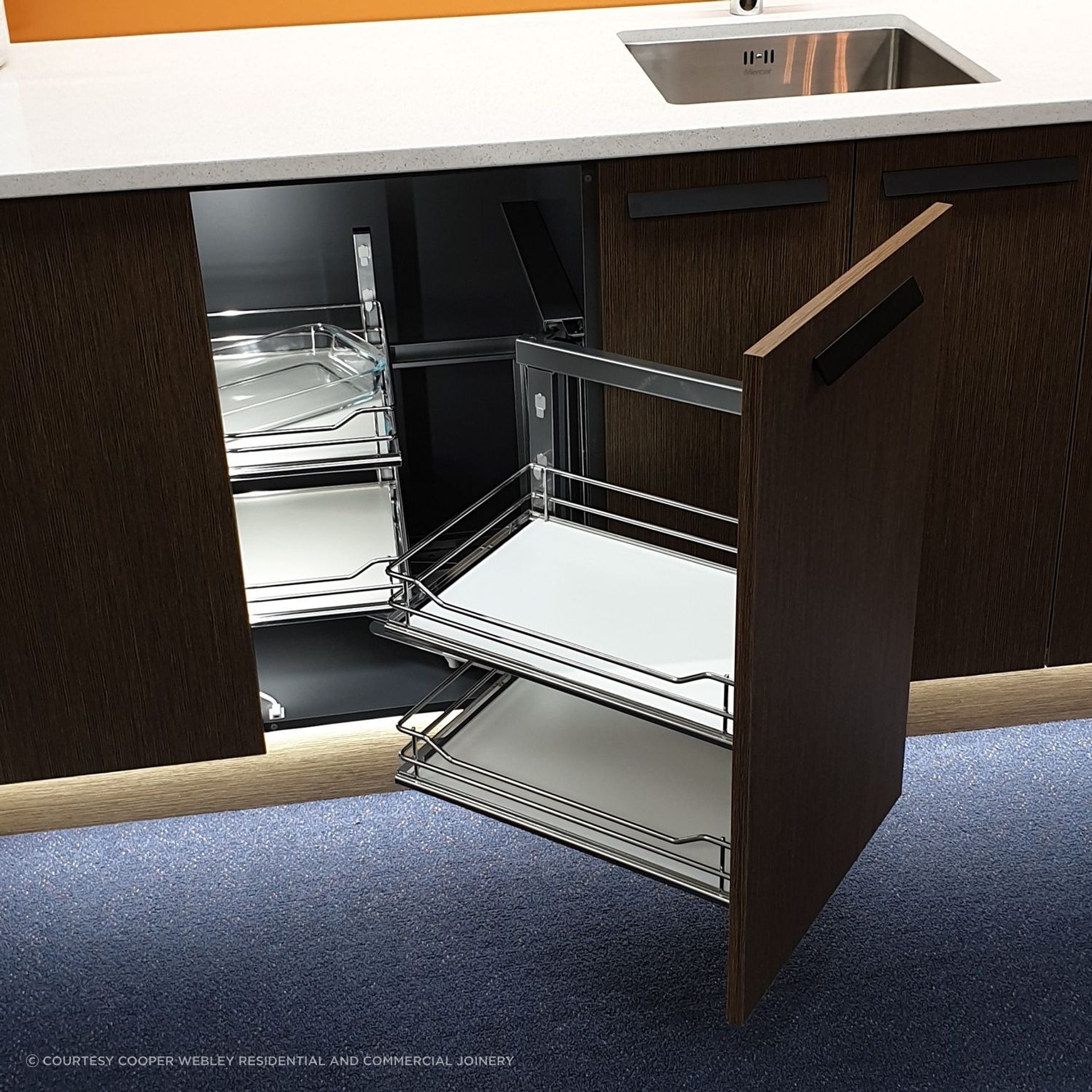 VS COR Fold Pull Out for Blind Corner Cabinets