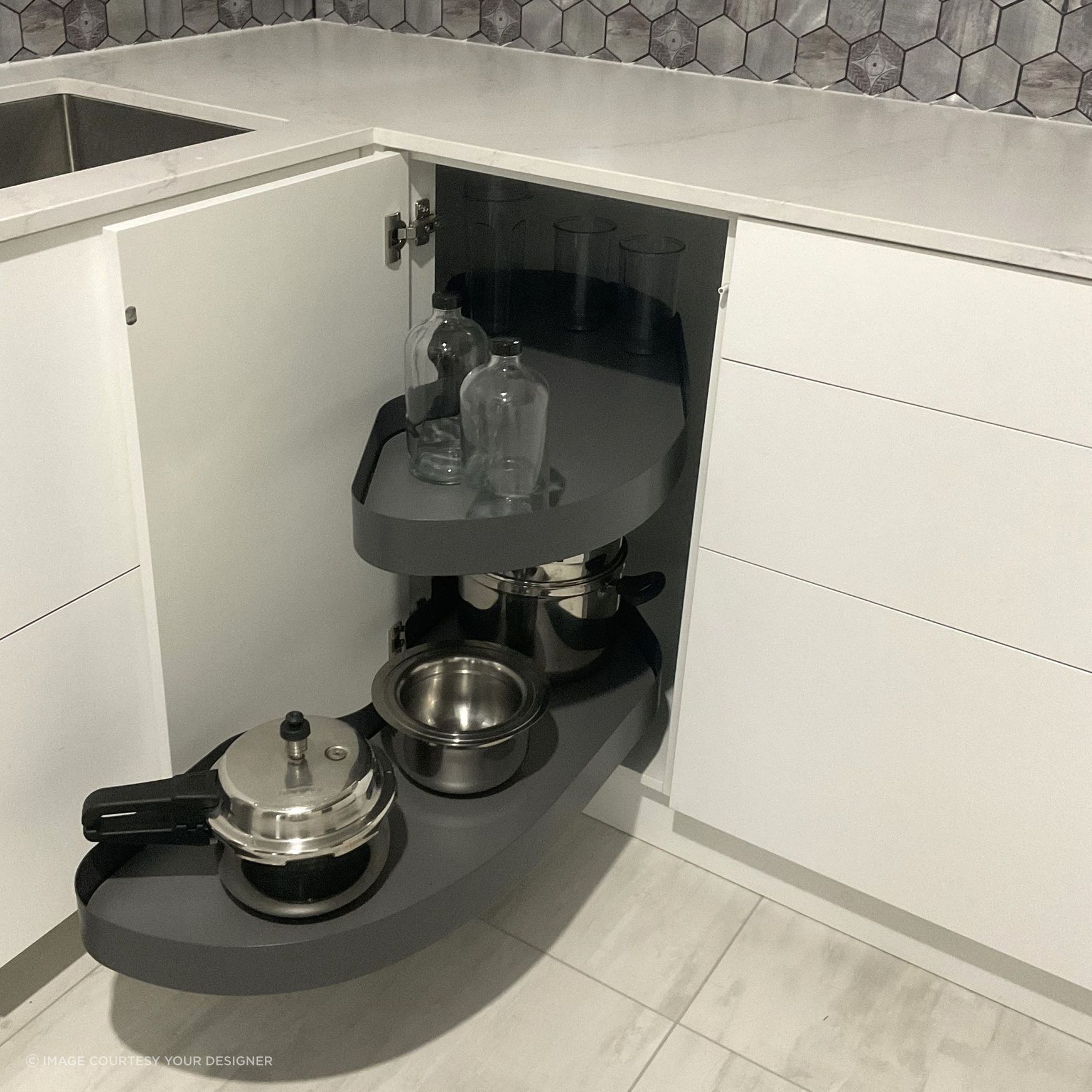 VS Cornerstone MAXX Blind Corner Unit