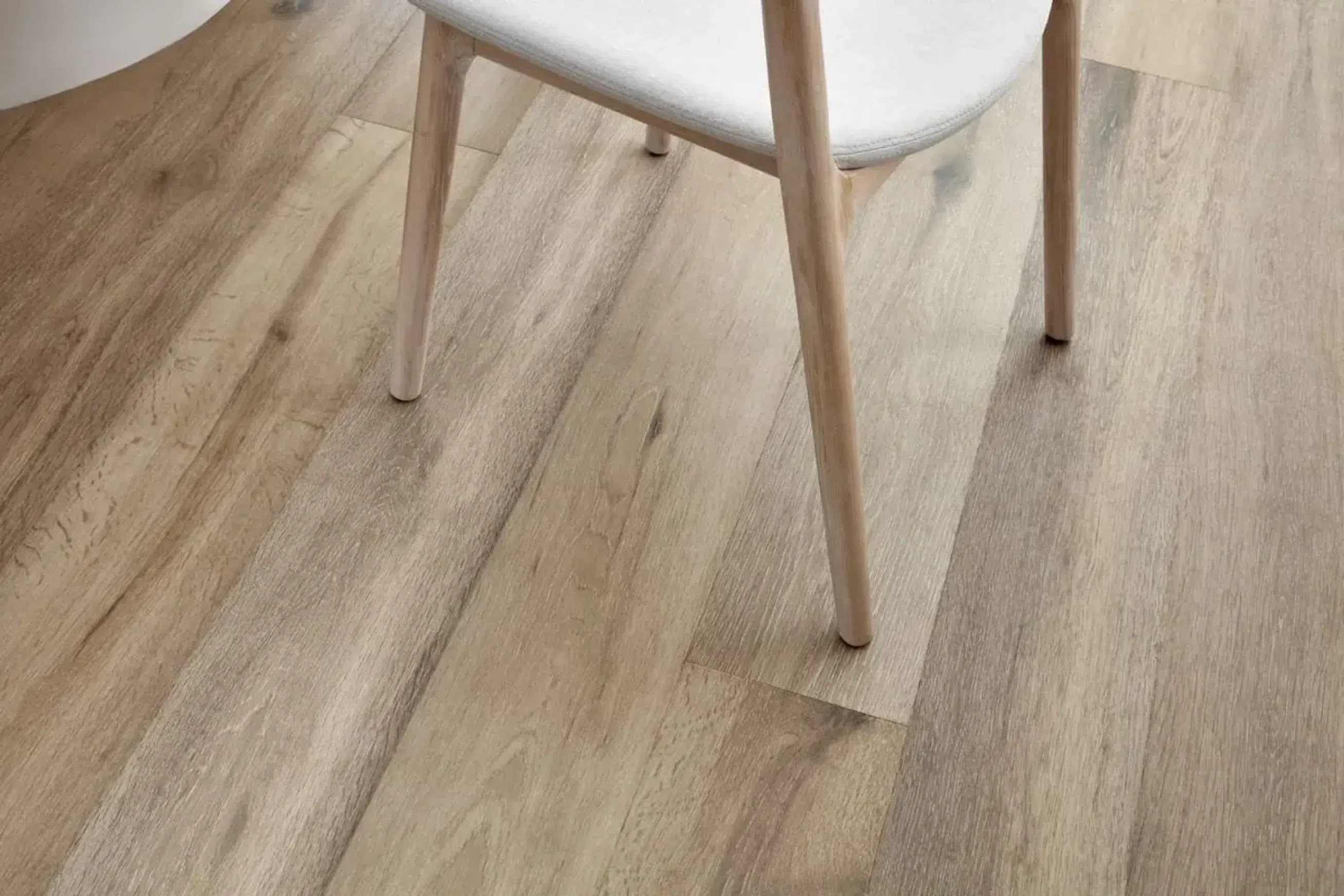 Oakleaf HD PLUS Laminate Flooring