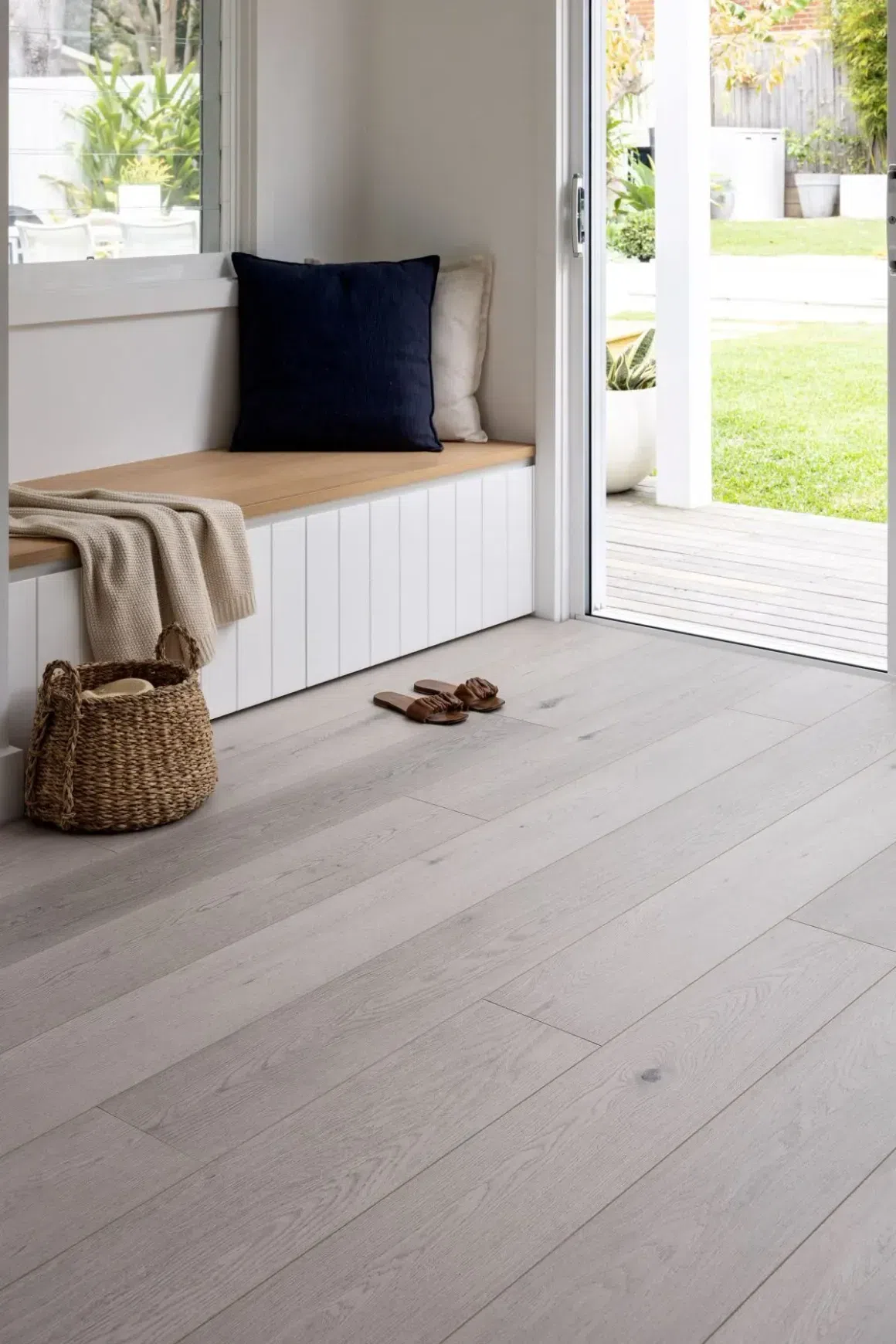 Oakleaf HD PLUS Laminate Flooring