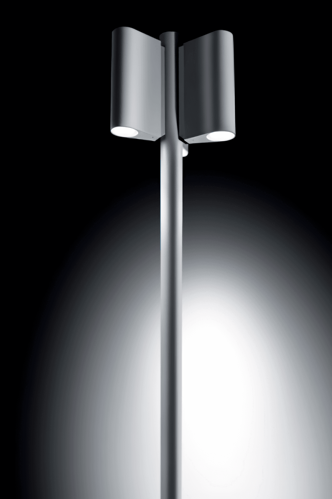 Smooth Wall Effect and Pole Mounted Light
