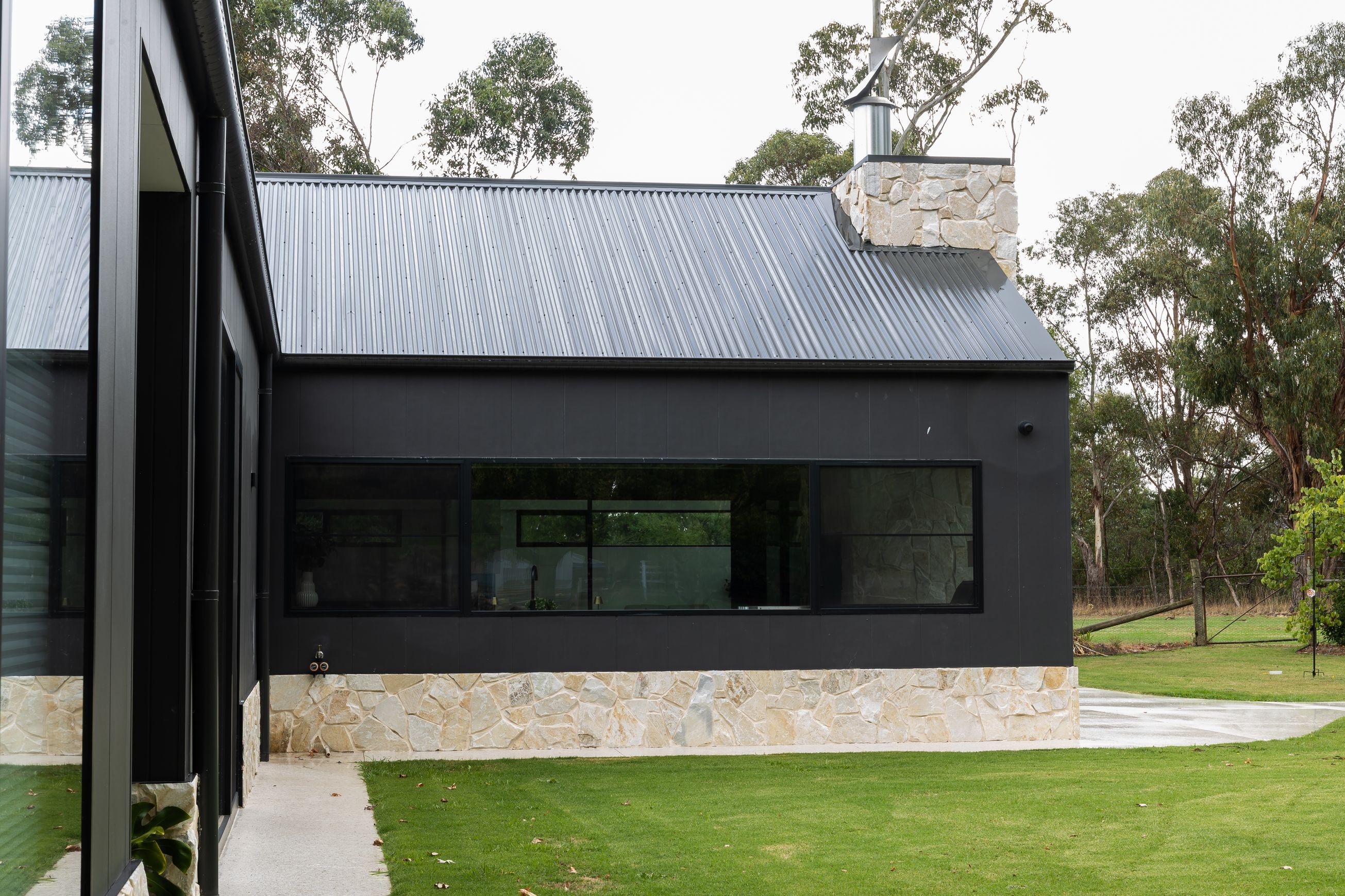 Loose Random Portsea Wall Cladding