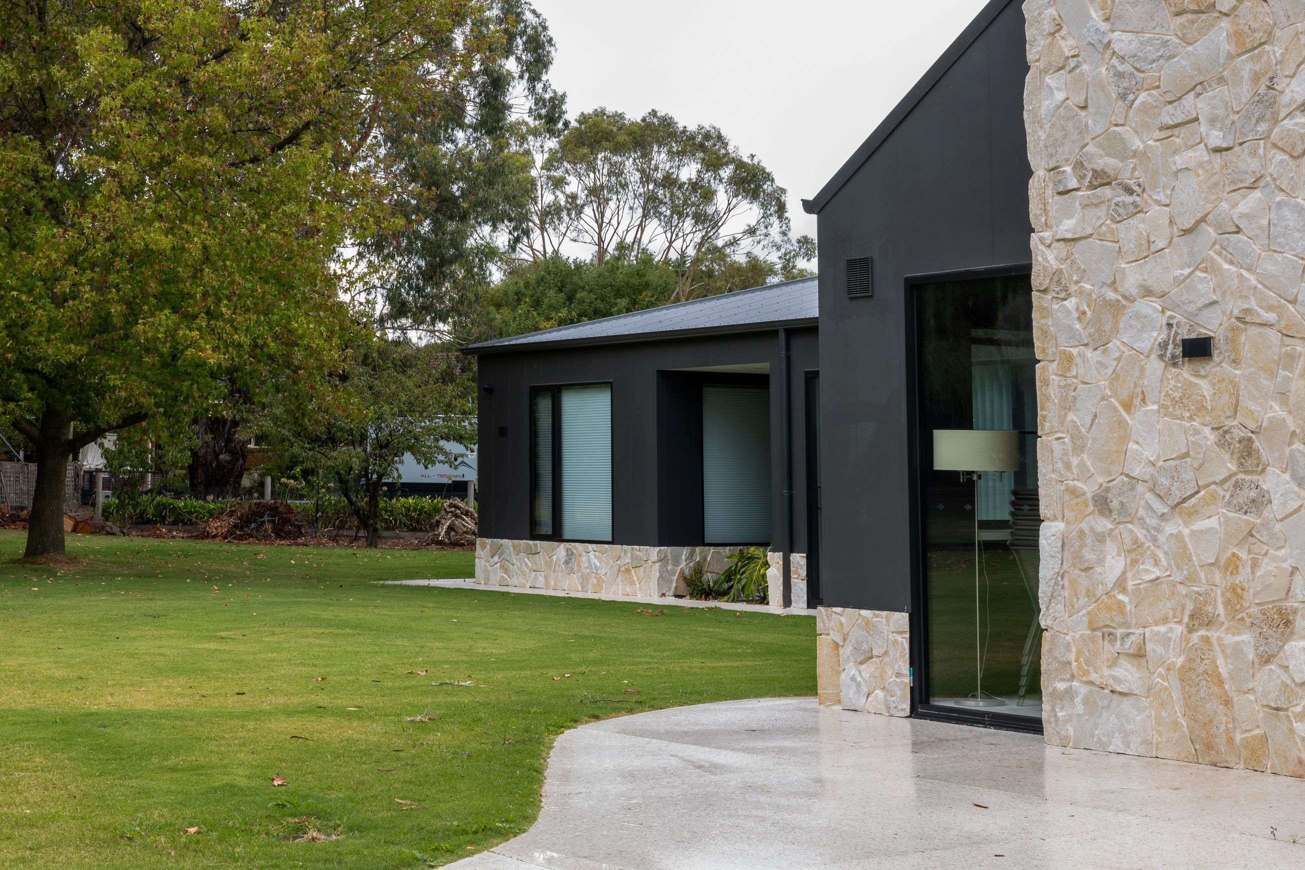 Loose Random Portsea Wall Cladding