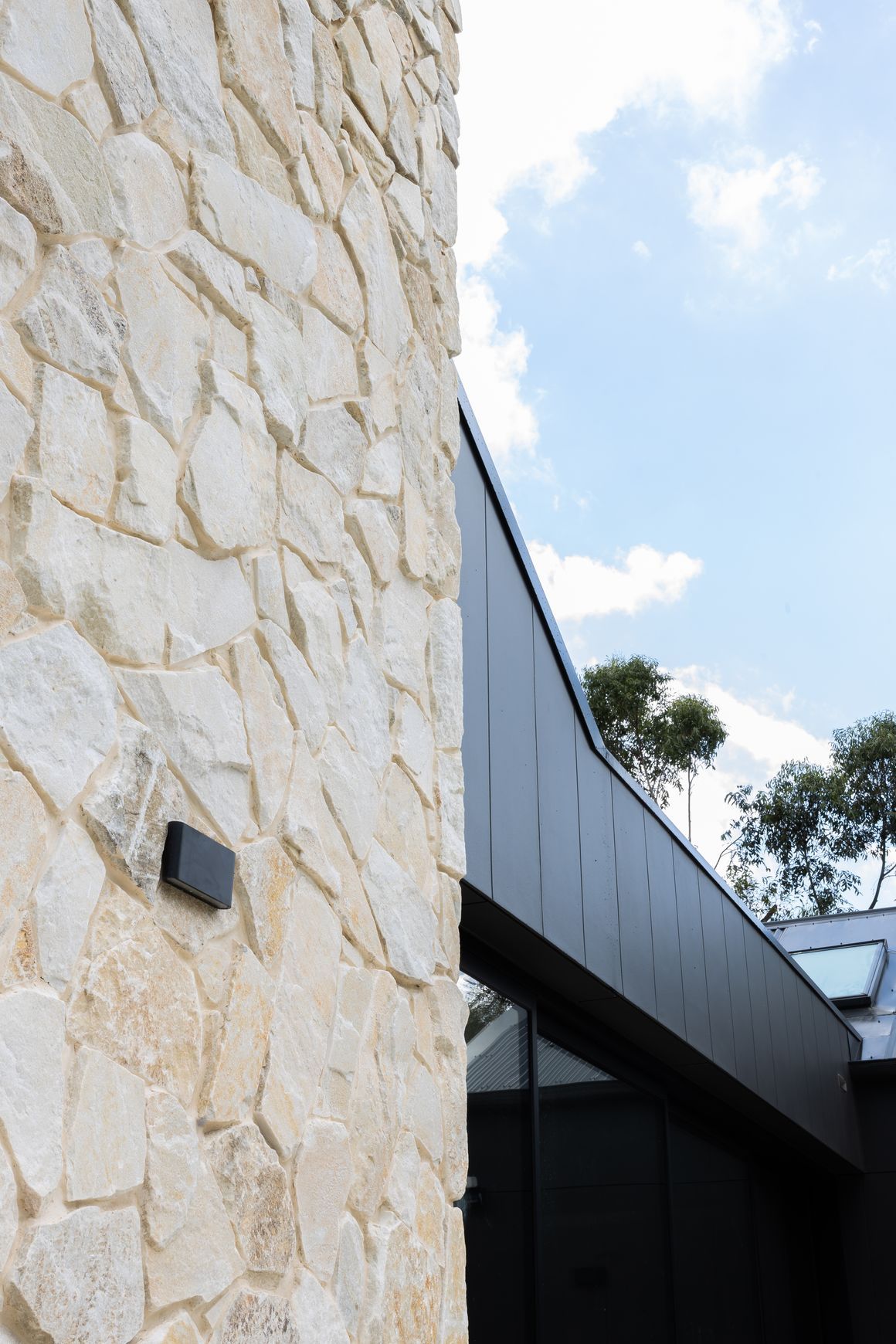 Loose Random Portsea Wall Cladding