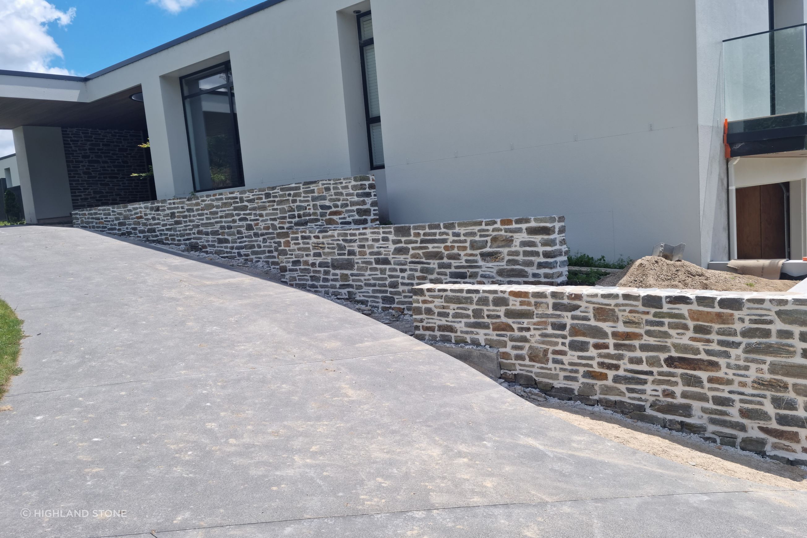 Landscape & Entrance Walls