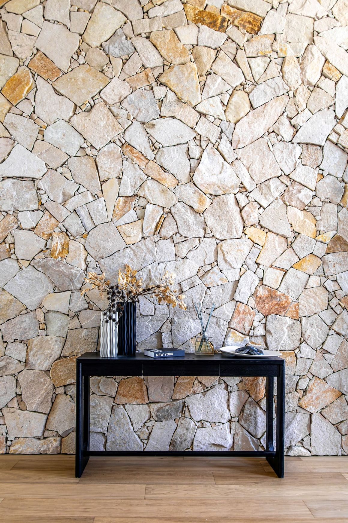 Loose Random Flinders Wall Cladding