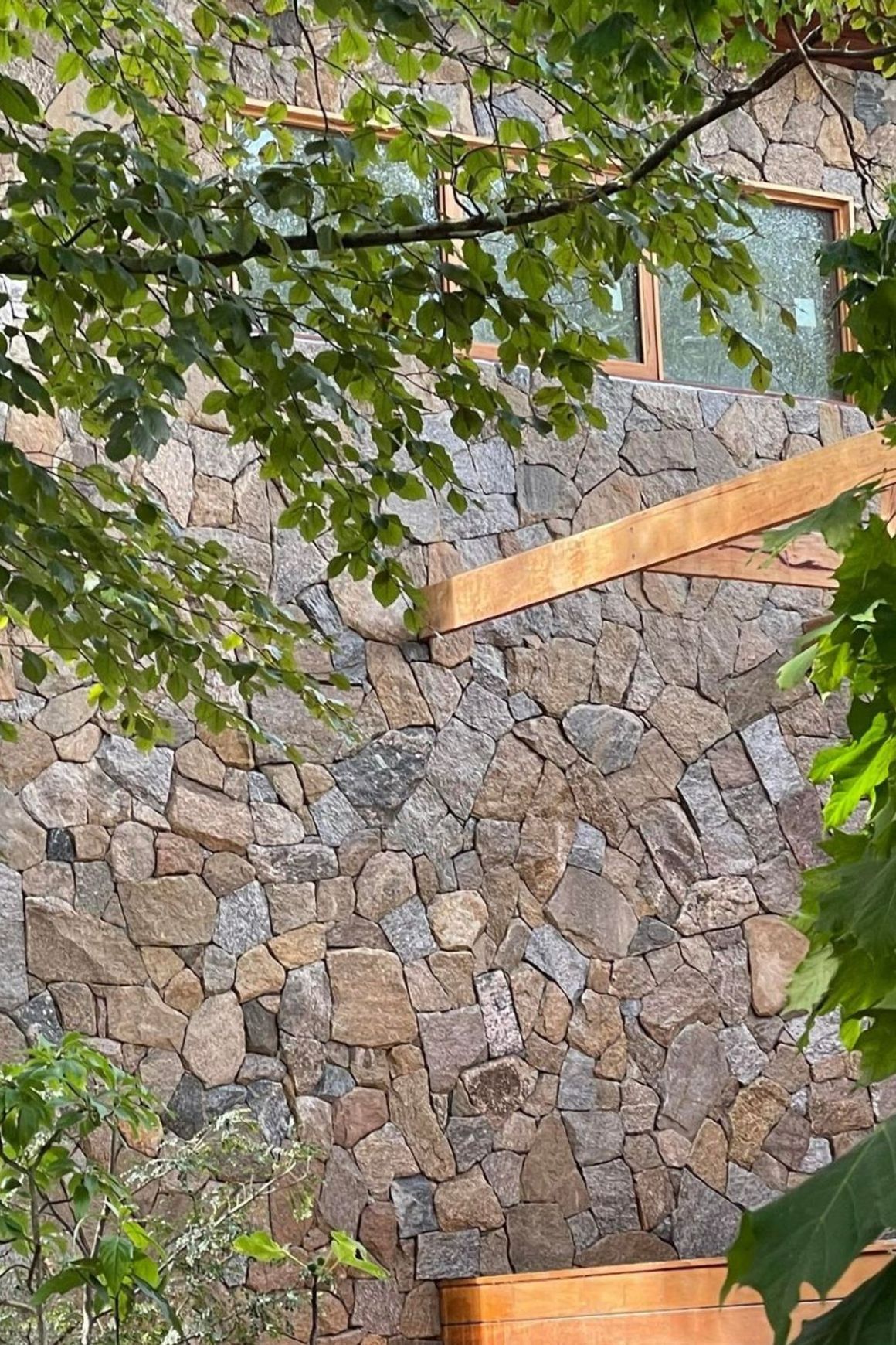 Loose Random Savannah Wall Cladding