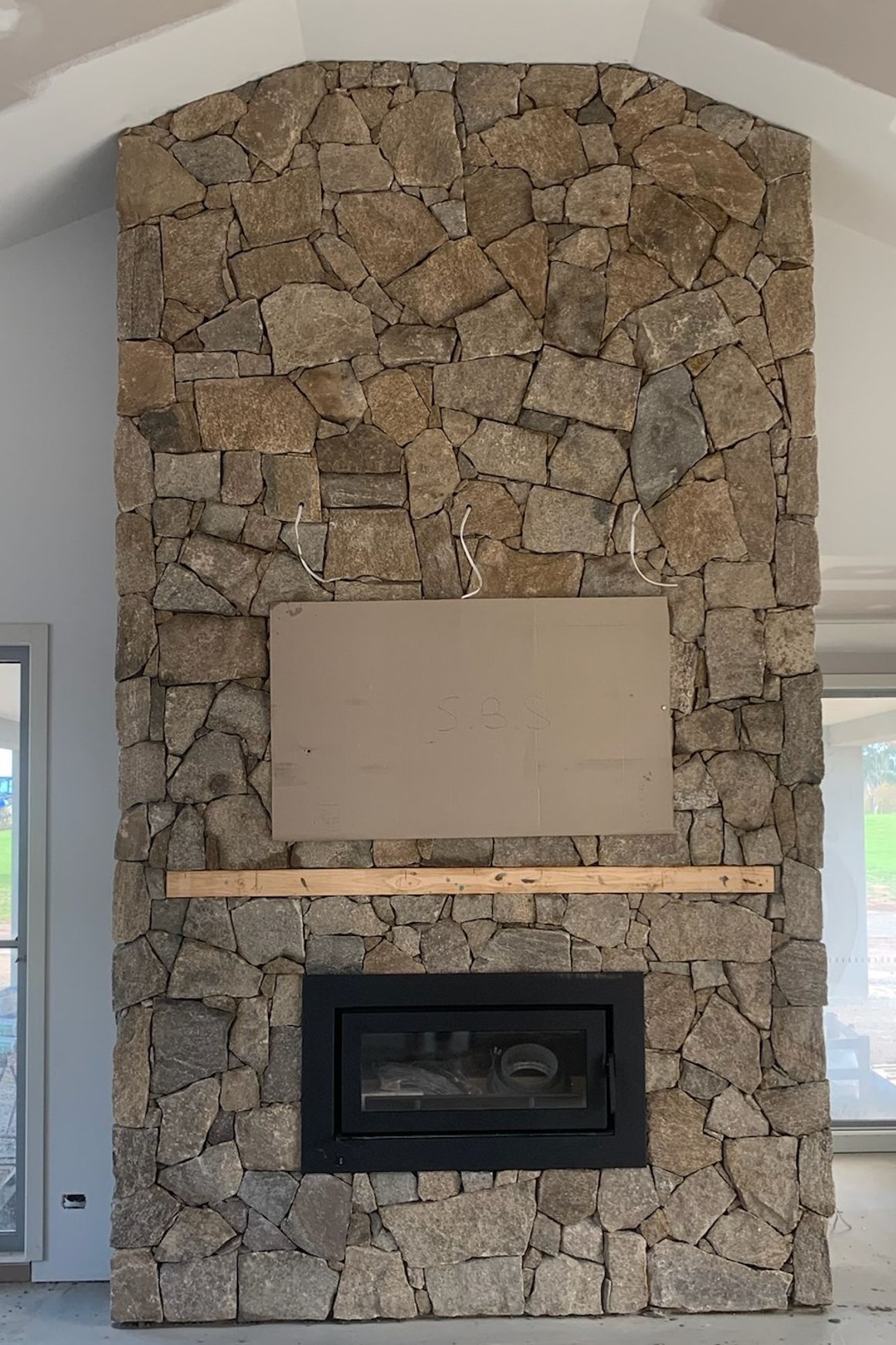 Loose Random Savannah Wall Cladding